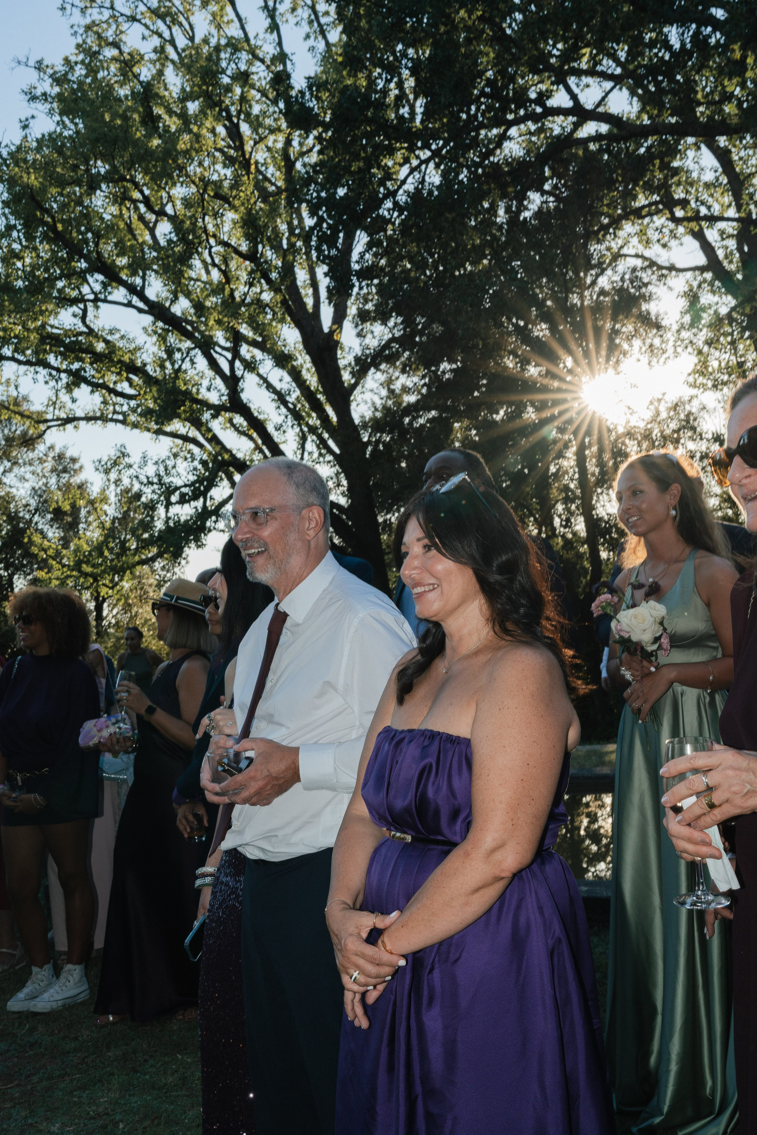 Full wedding gallery - 14h de couverture. Lucy Hubert — Photographe de mariage à Paris et en France