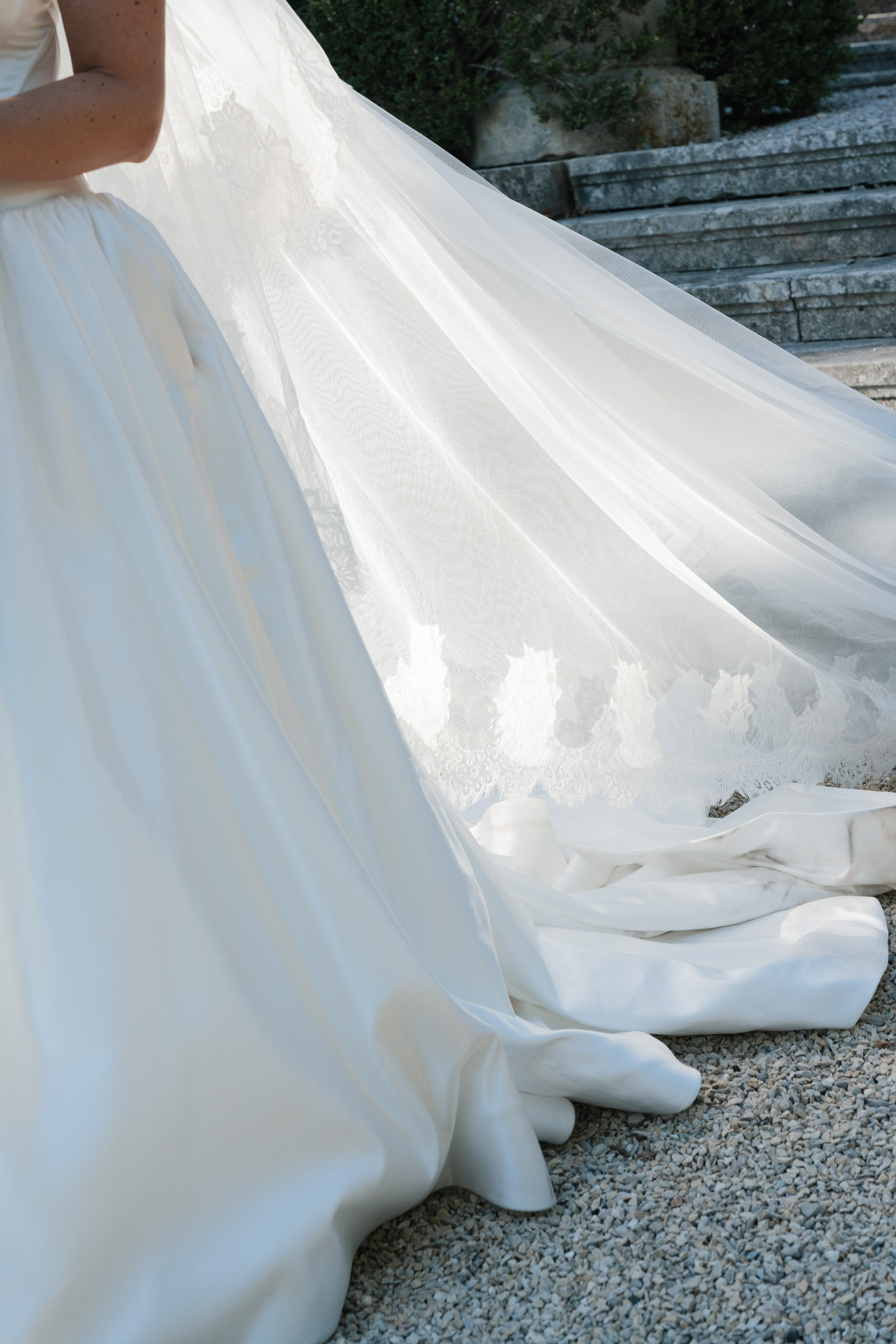 Full wedding gallery - 14h de couverture. Lucy Hubert — Photographe de mariage à Paris et en France