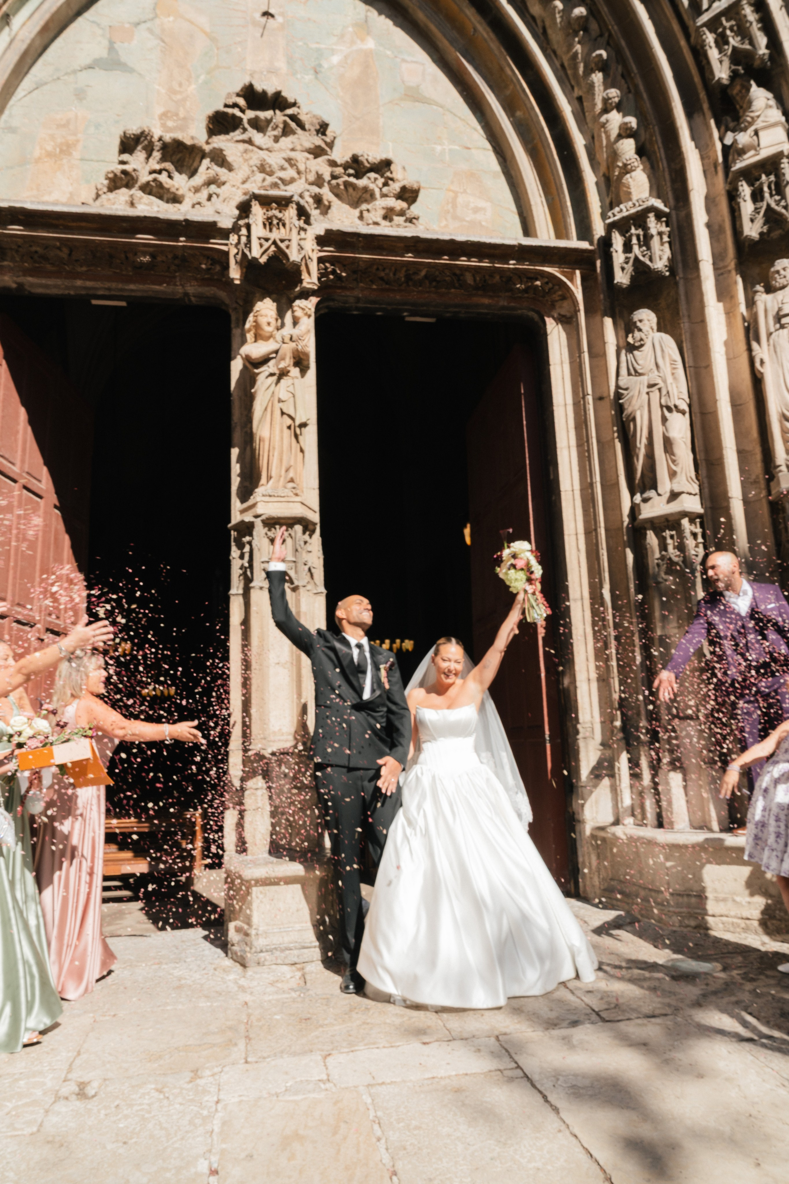 Full wedding gallery - 14h de couverture. Lucy Hubert — Photographe de mariage à Paris et en France