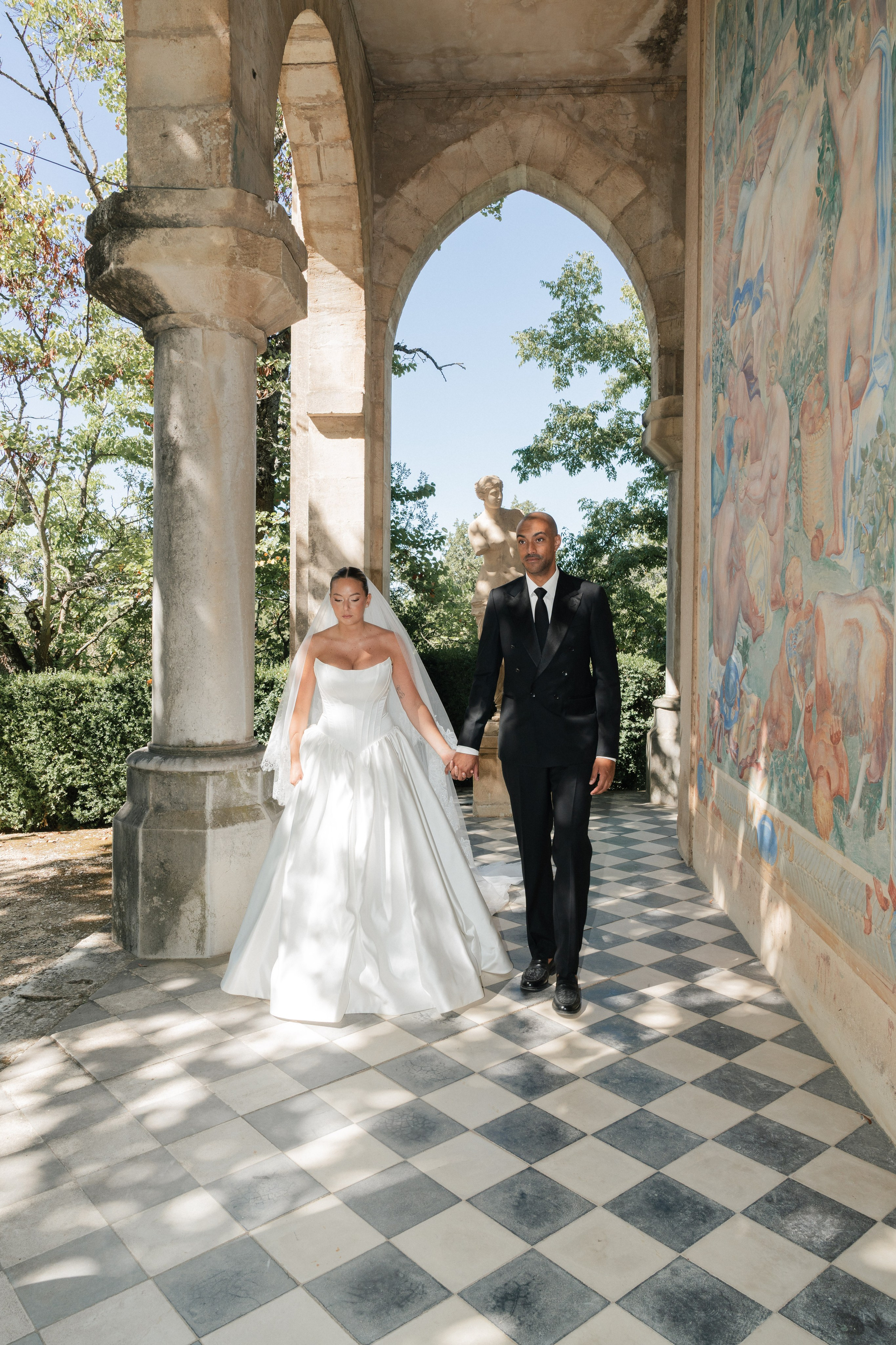 Full wedding gallery - 14h de couverture. Lucy Hubert — Photographe de mariage à Paris et en France