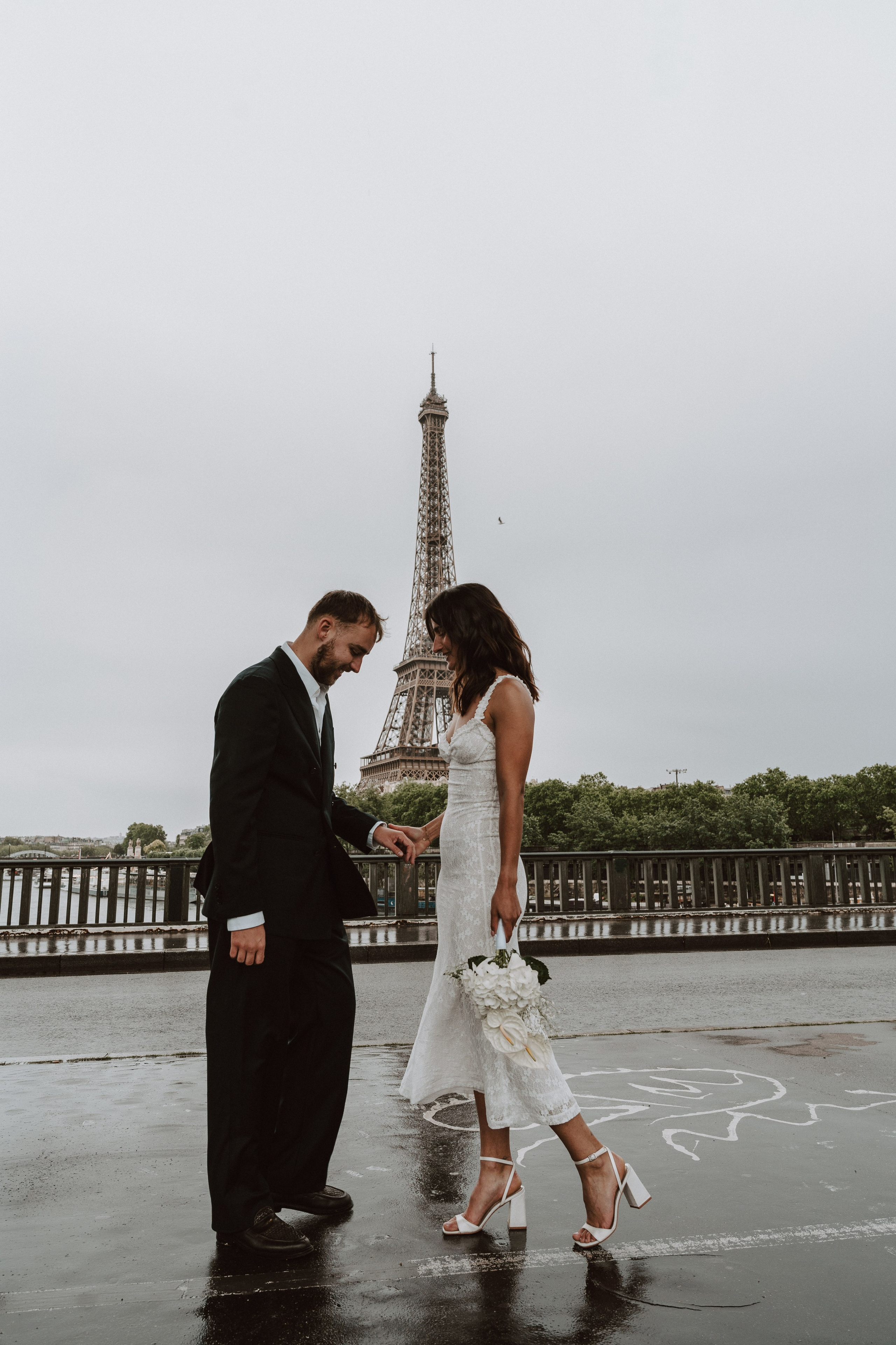 Pré-engagement à Paris. Lucy Hubert — Photographe de mariage à Paris et en France