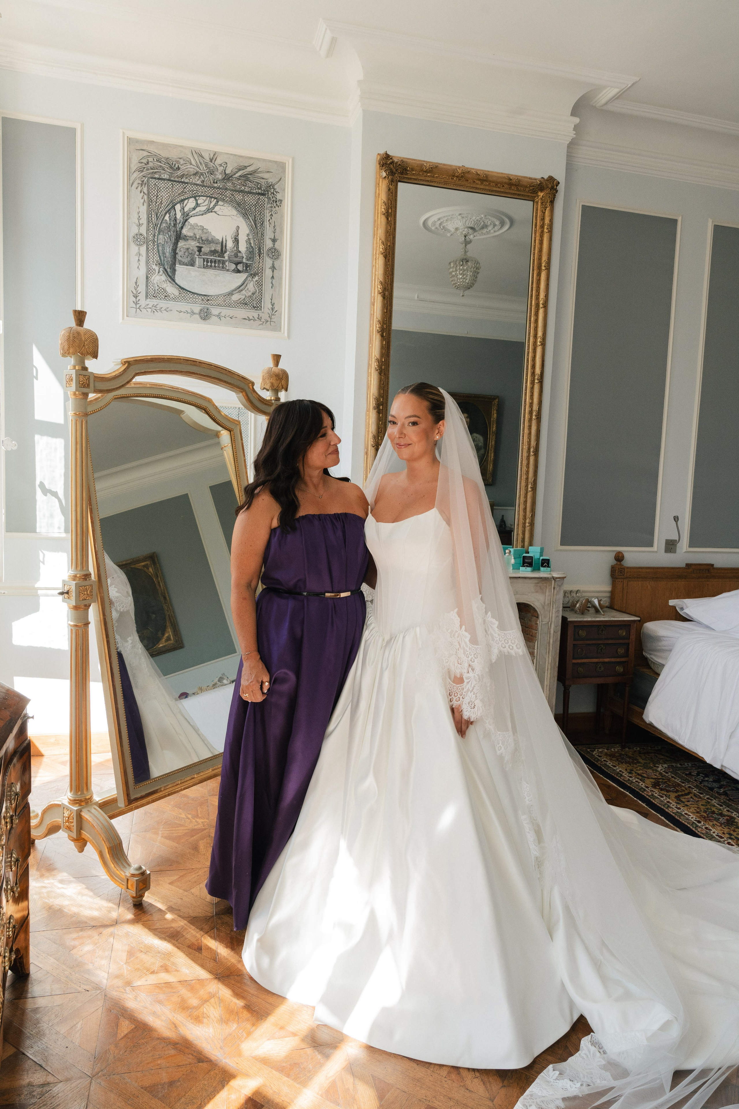 Full wedding gallery - 14h de couverture. Lucy Hubert — Photographe de mariage à Paris et en France