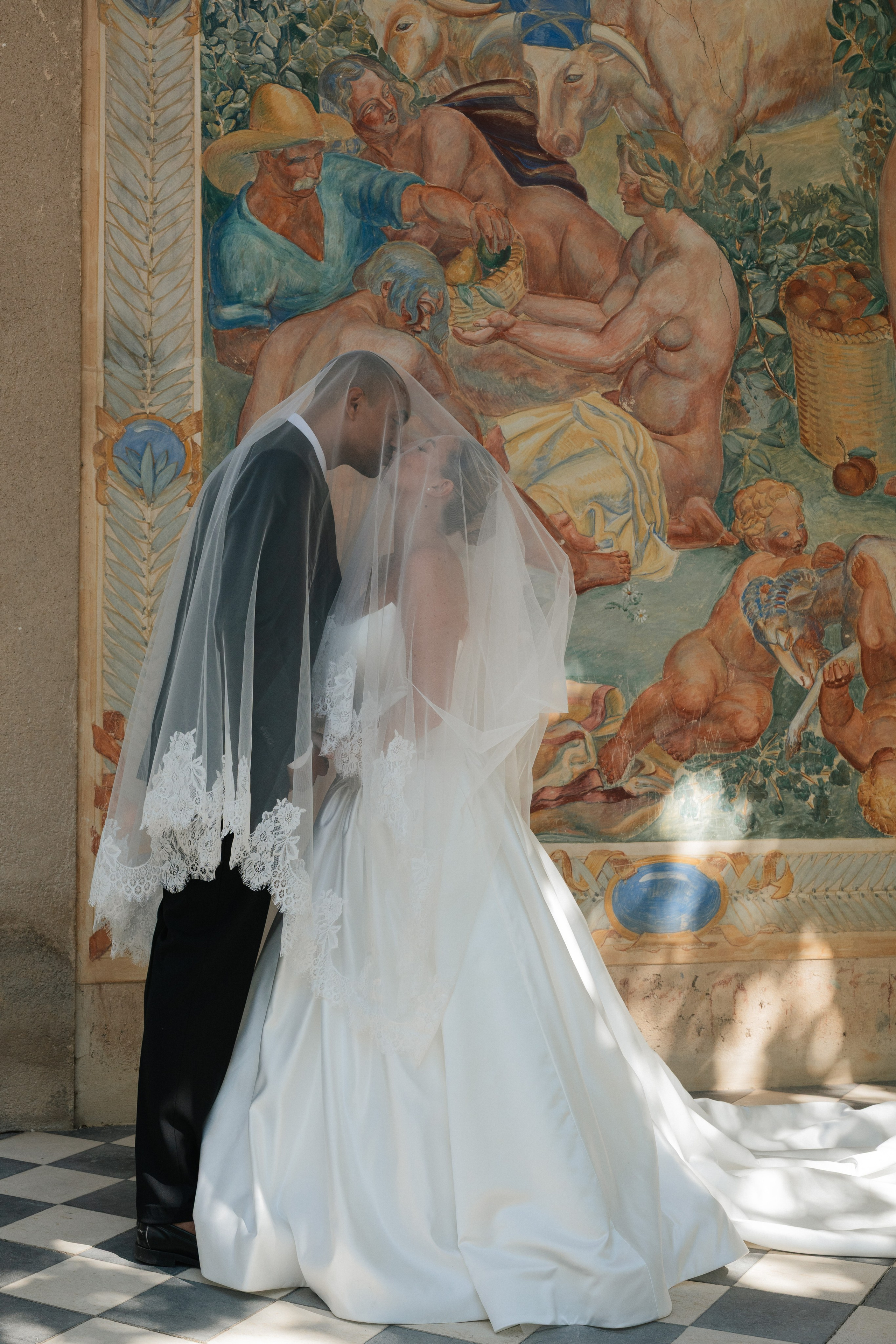 Full wedding gallery - 14h de couverture. Lucy Hubert — Photographe de mariage à Paris et en France