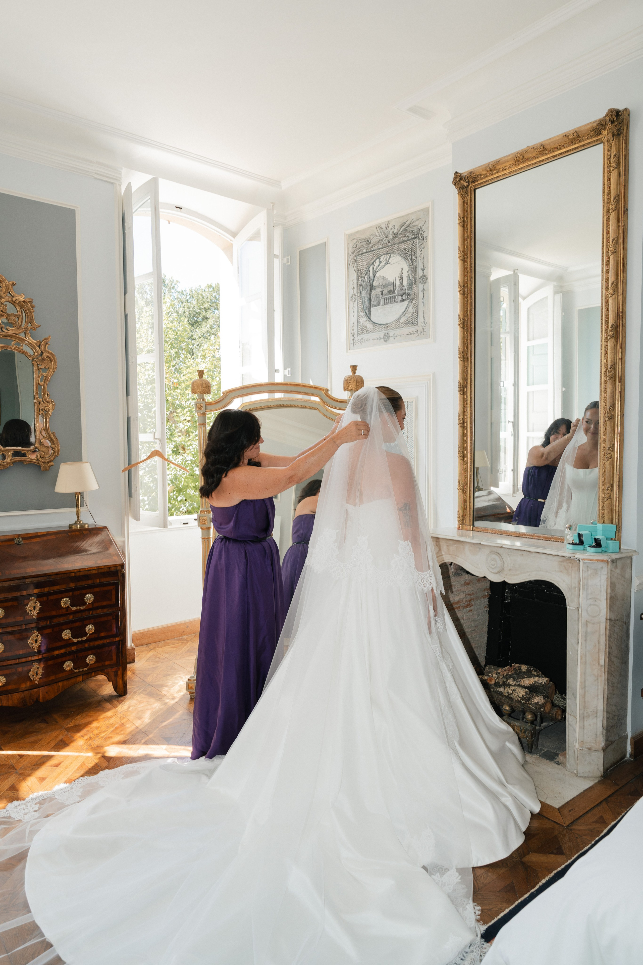Full wedding gallery - 14h de couverture. Lucy Hubert — Photographe de mariage à Paris et en France