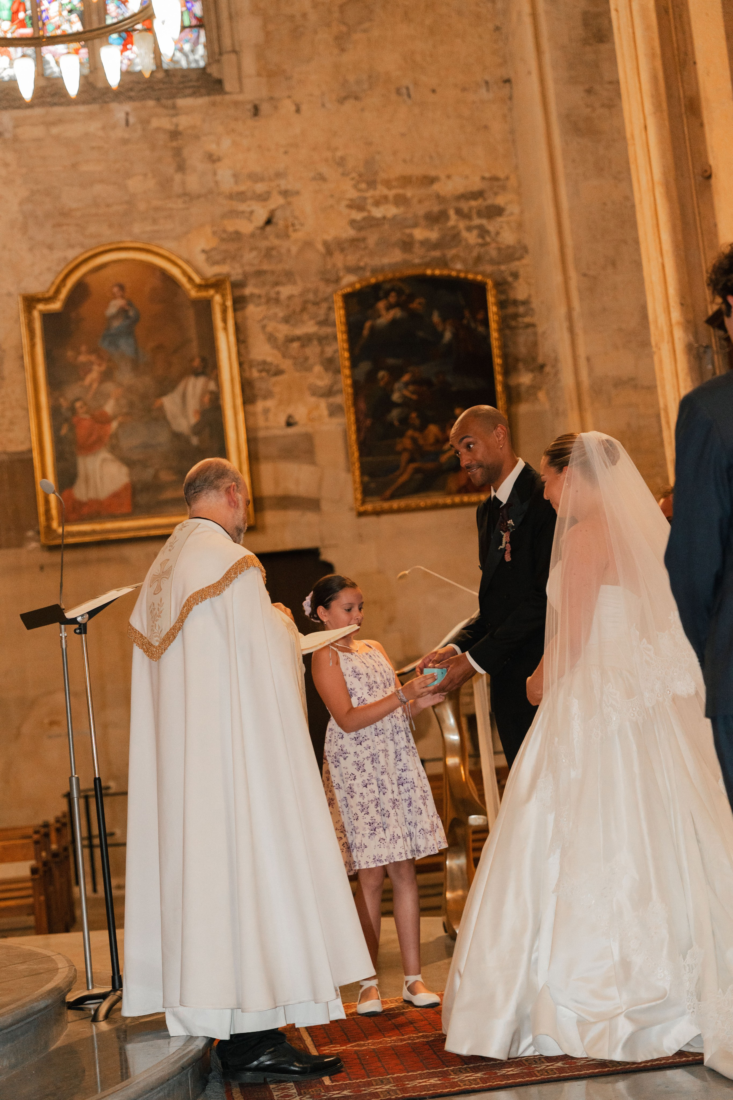 Full wedding gallery - 14h de couverture. Lucy Hubert — Photographe de mariage à Paris et en France