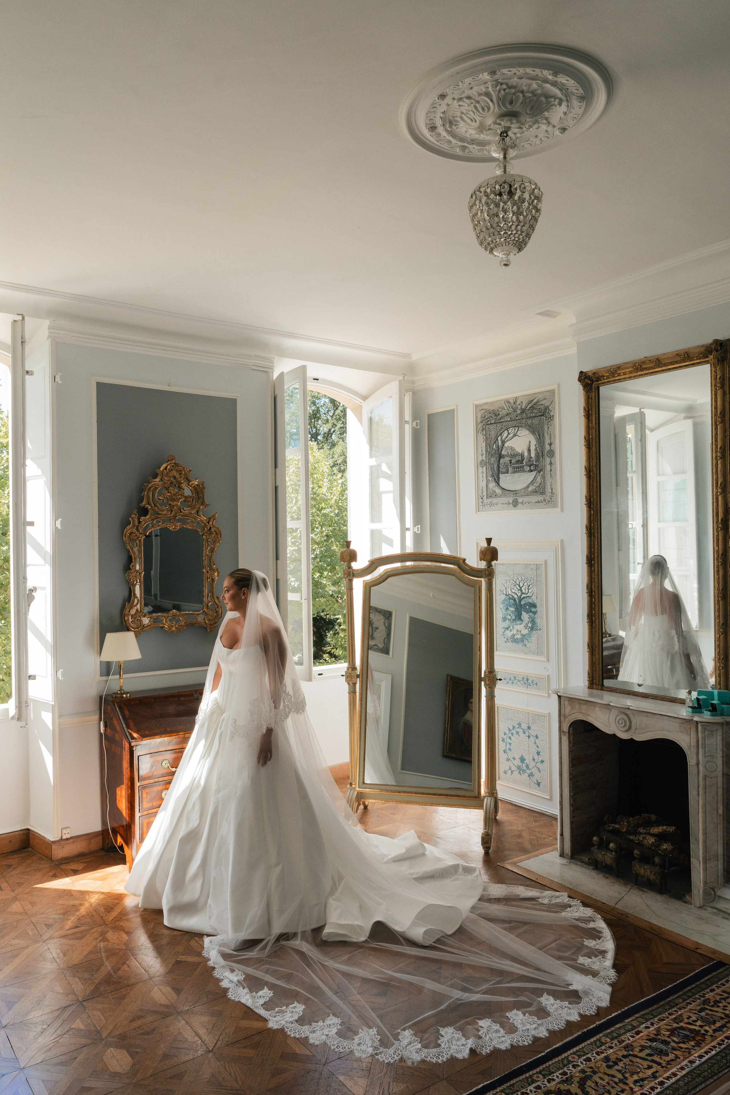 Full wedding gallery - 14h de couverture. Lucy Hubert — Photographe de mariage à Paris et en France