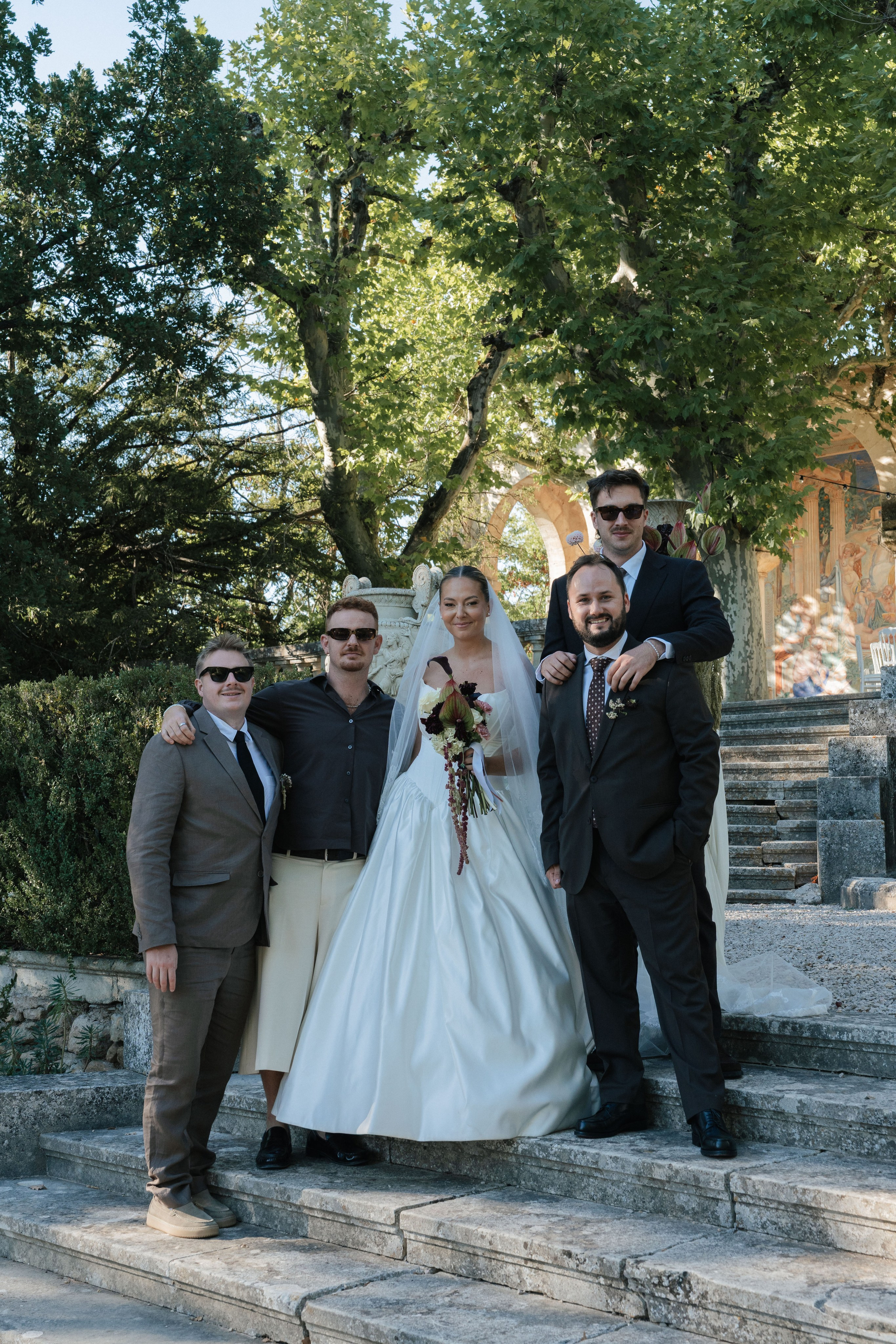 Full wedding gallery - 14h de couverture. Lucy Hubert — Photographe de mariage à Paris et en France