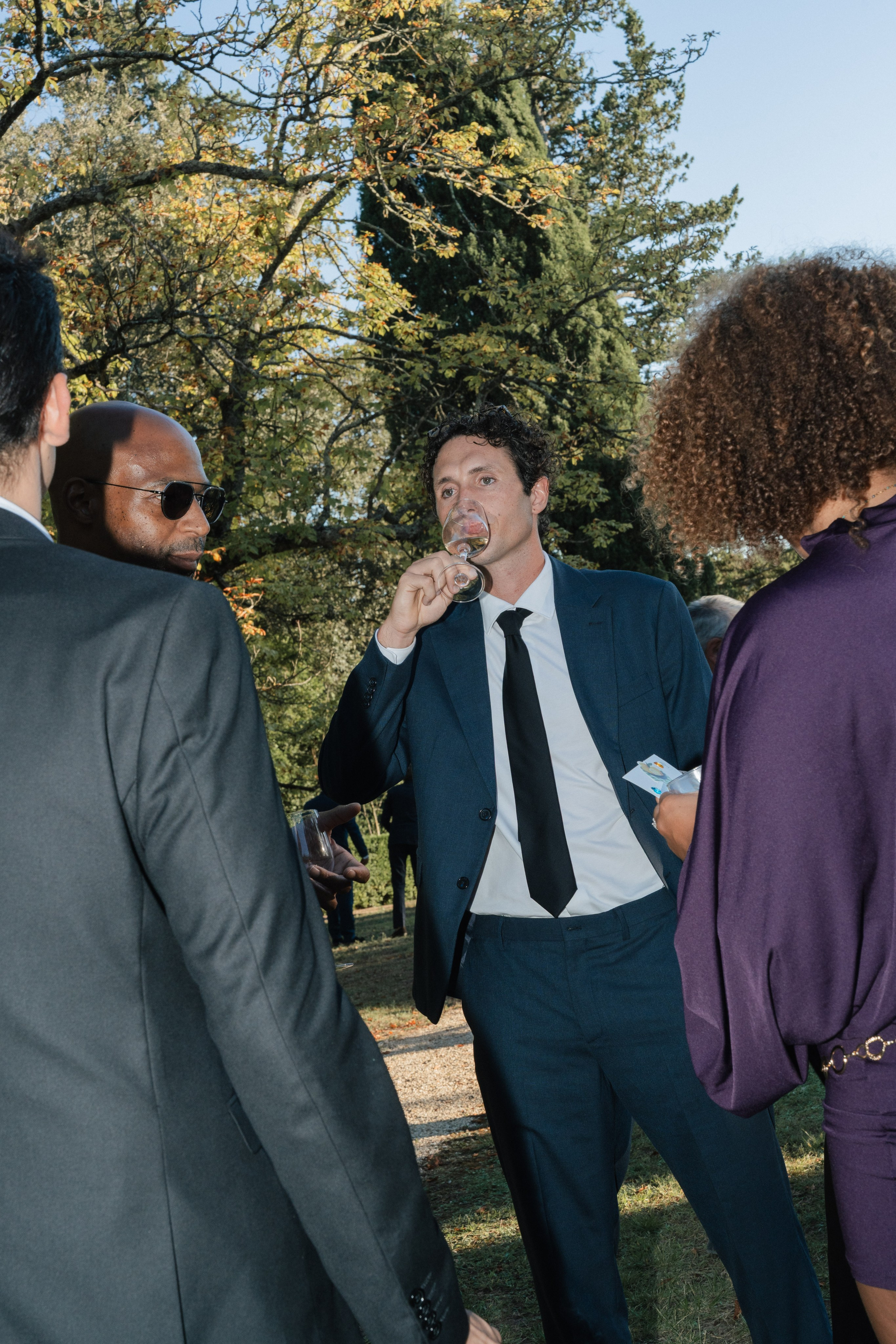 Full wedding gallery - 14h de couverture. Lucy Hubert — Photographe de mariage à Paris et en France