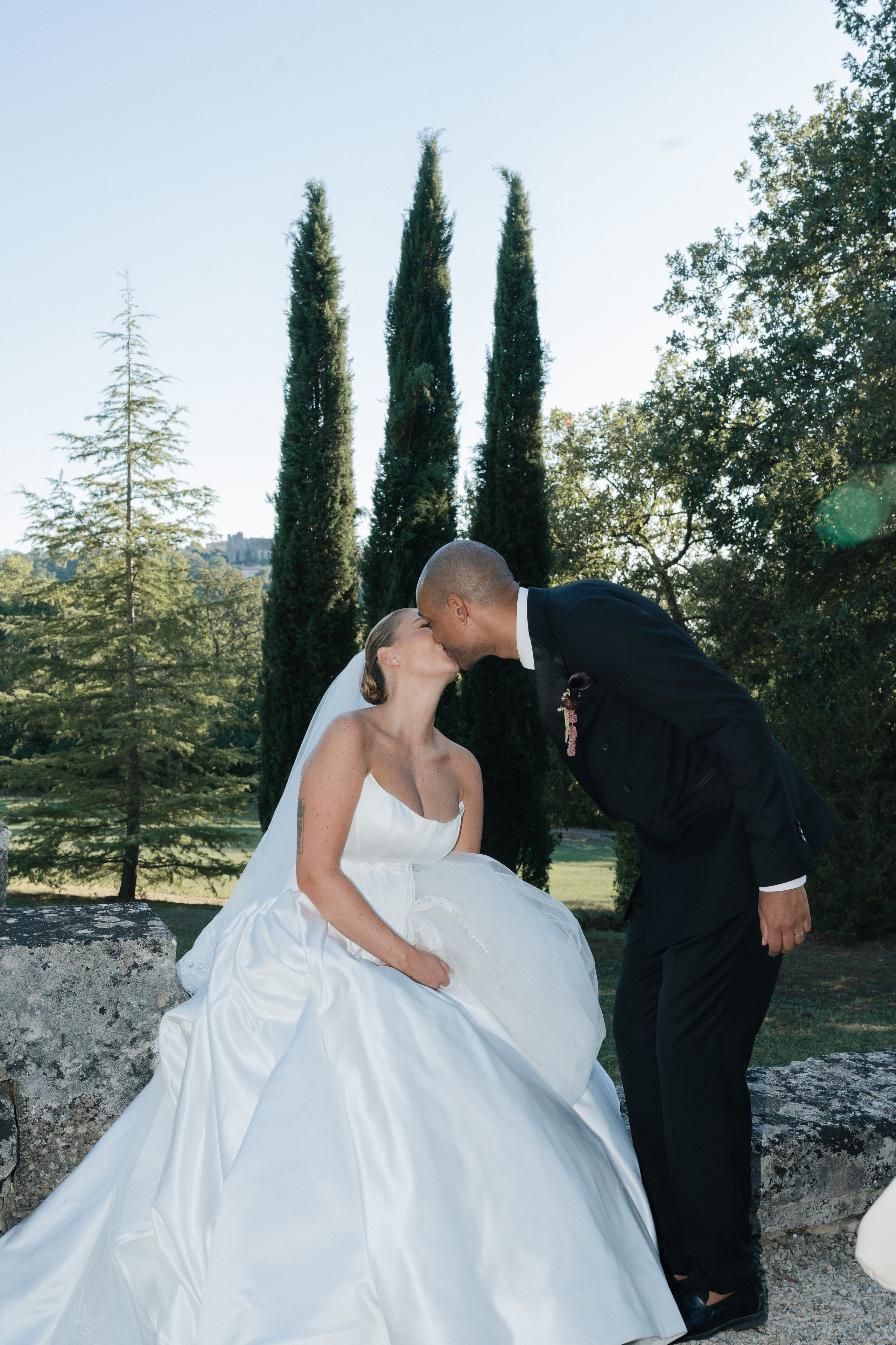 Full wedding gallery - 14h de couverture. Lucy Hubert — Photographe de mariage à Paris et en France