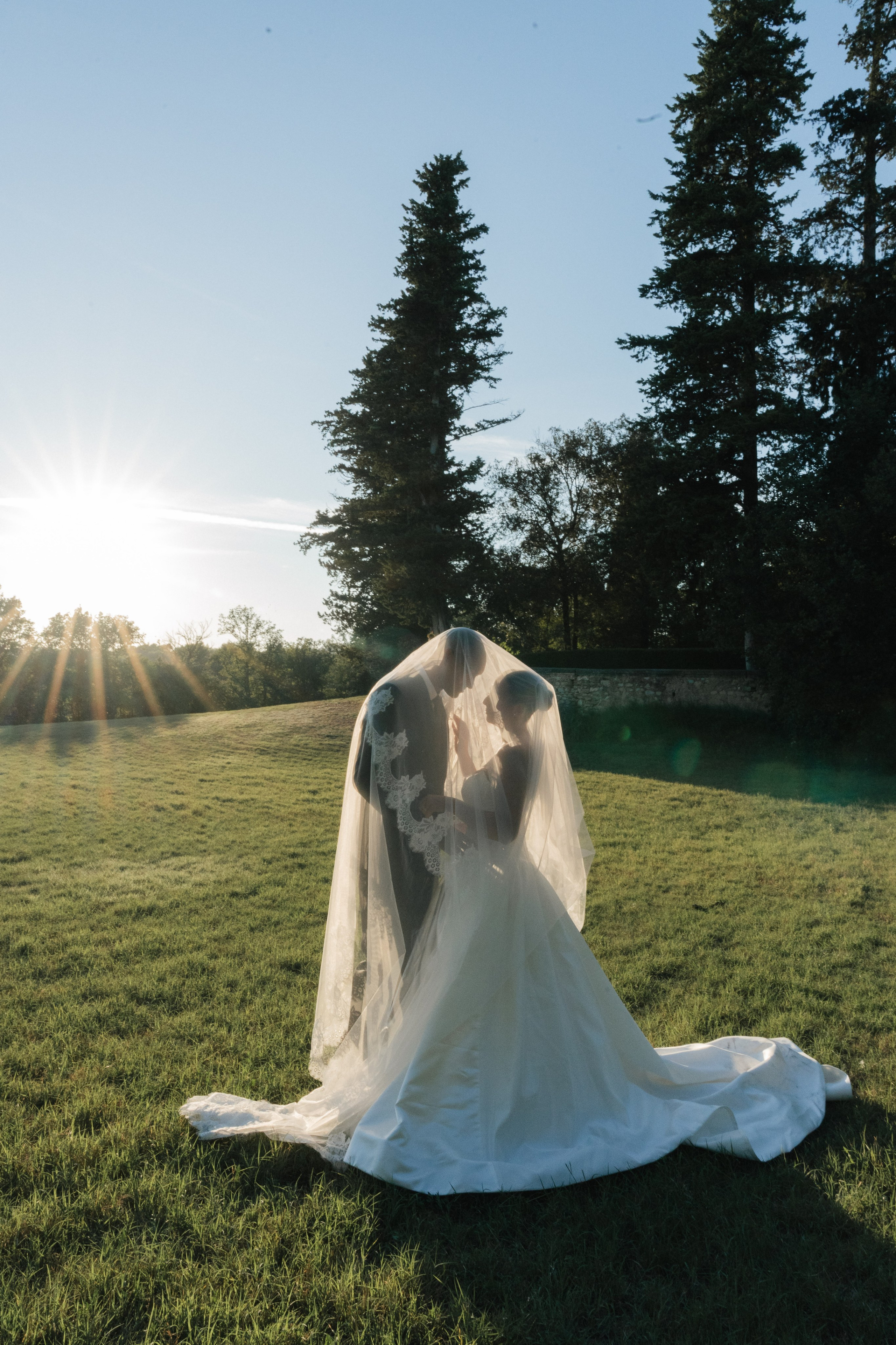 Full wedding gallery - 14h de couverture. Lucy Hubert — Photographe de mariage à Paris et en France