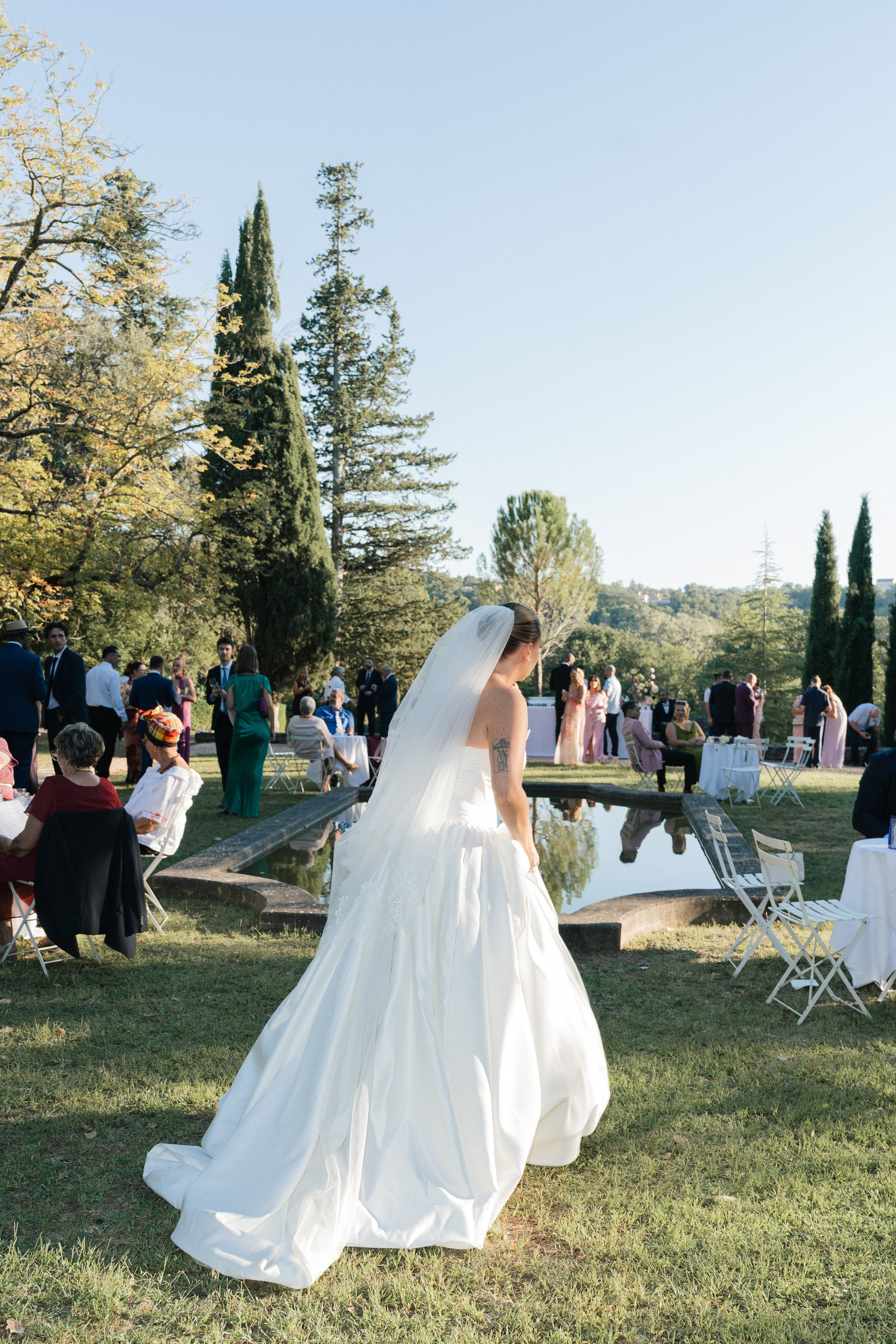 Full wedding gallery - 14h de couverture. Lucy Hubert — Photographe de mariage à Paris et en France