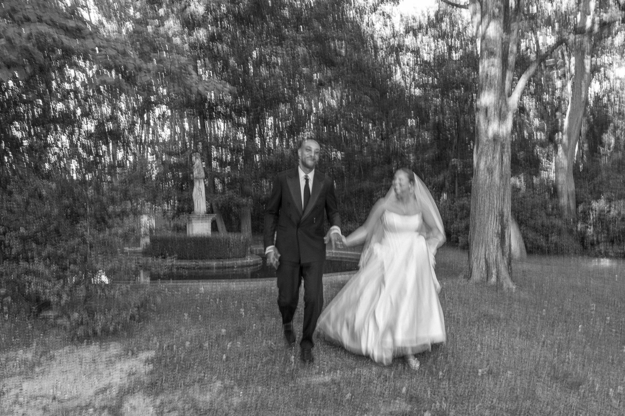 Full wedding gallery - 14h de couverture. Lucy Hubert — Photographe de mariage à Paris et en France