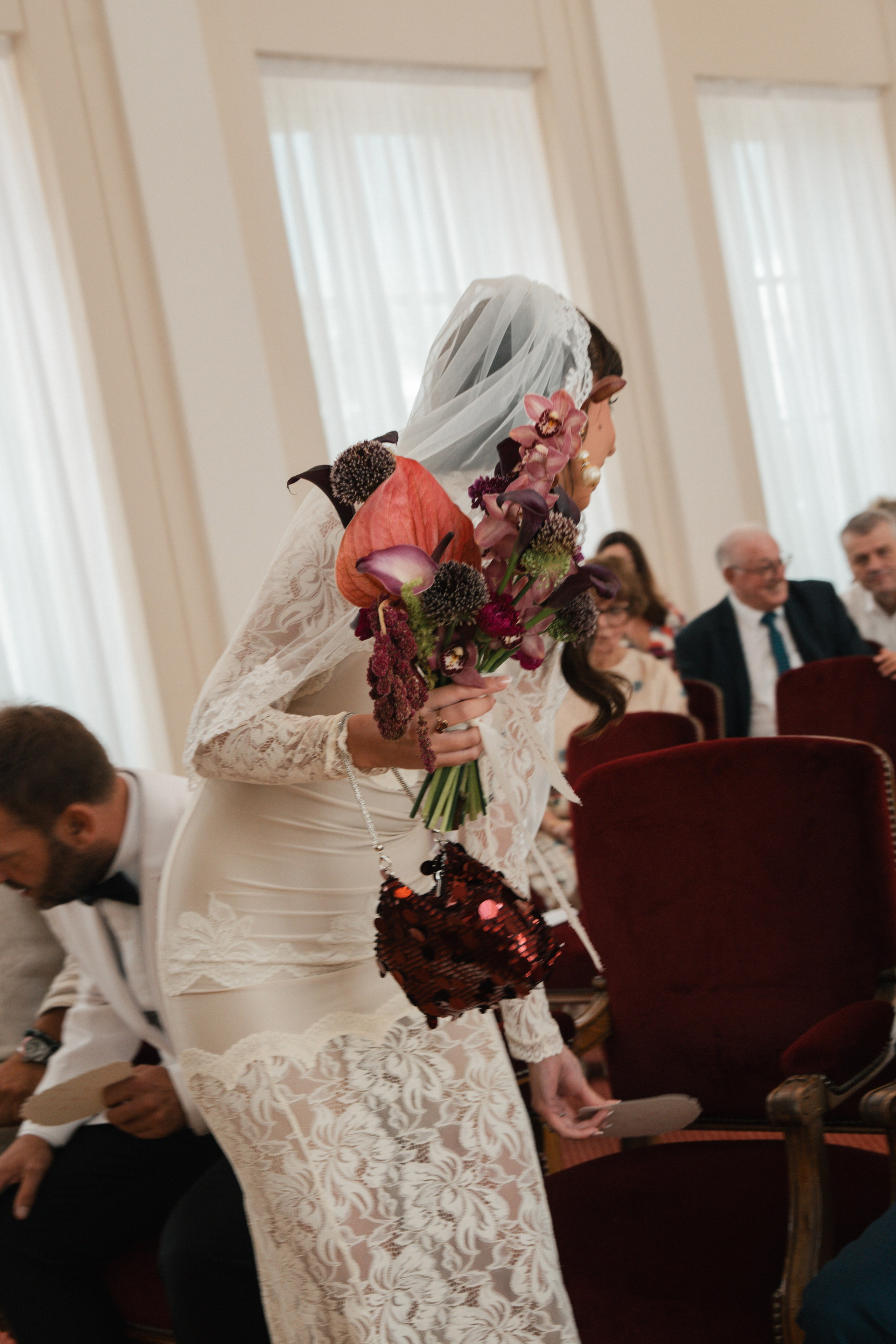 Civil wedding - 6h de couverture. Lucy Hubert — Photographe de mariage à Paris et en France