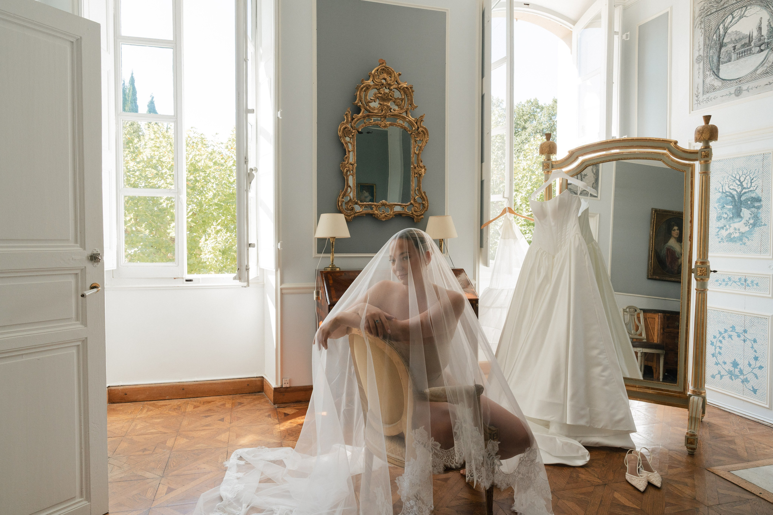 Full wedding gallery - 14h de couverture. Lucy Hubert — Photographe de mariage à Paris et en France