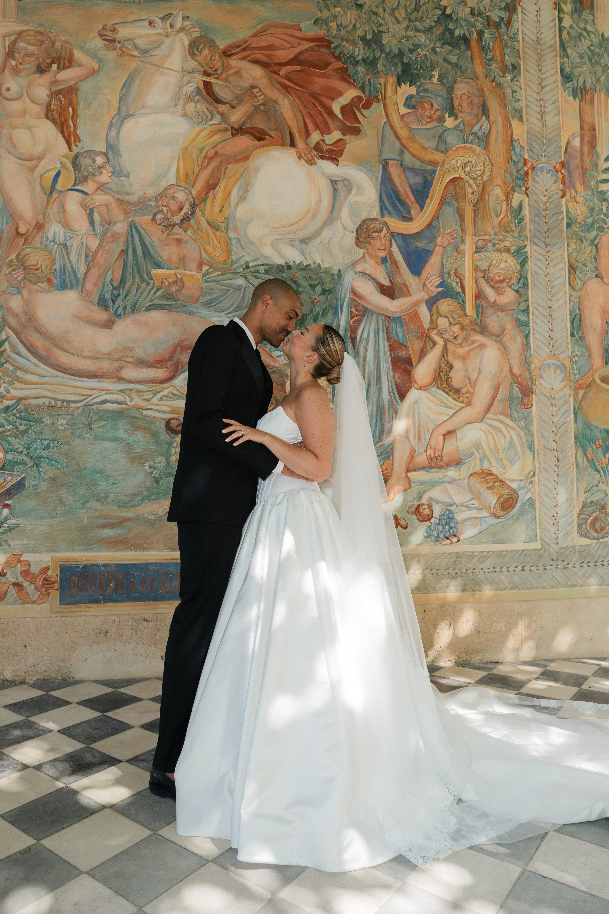 Full wedding gallery - 14h de couverture. Lucy Hubert — Photographe de mariage à Paris et en France