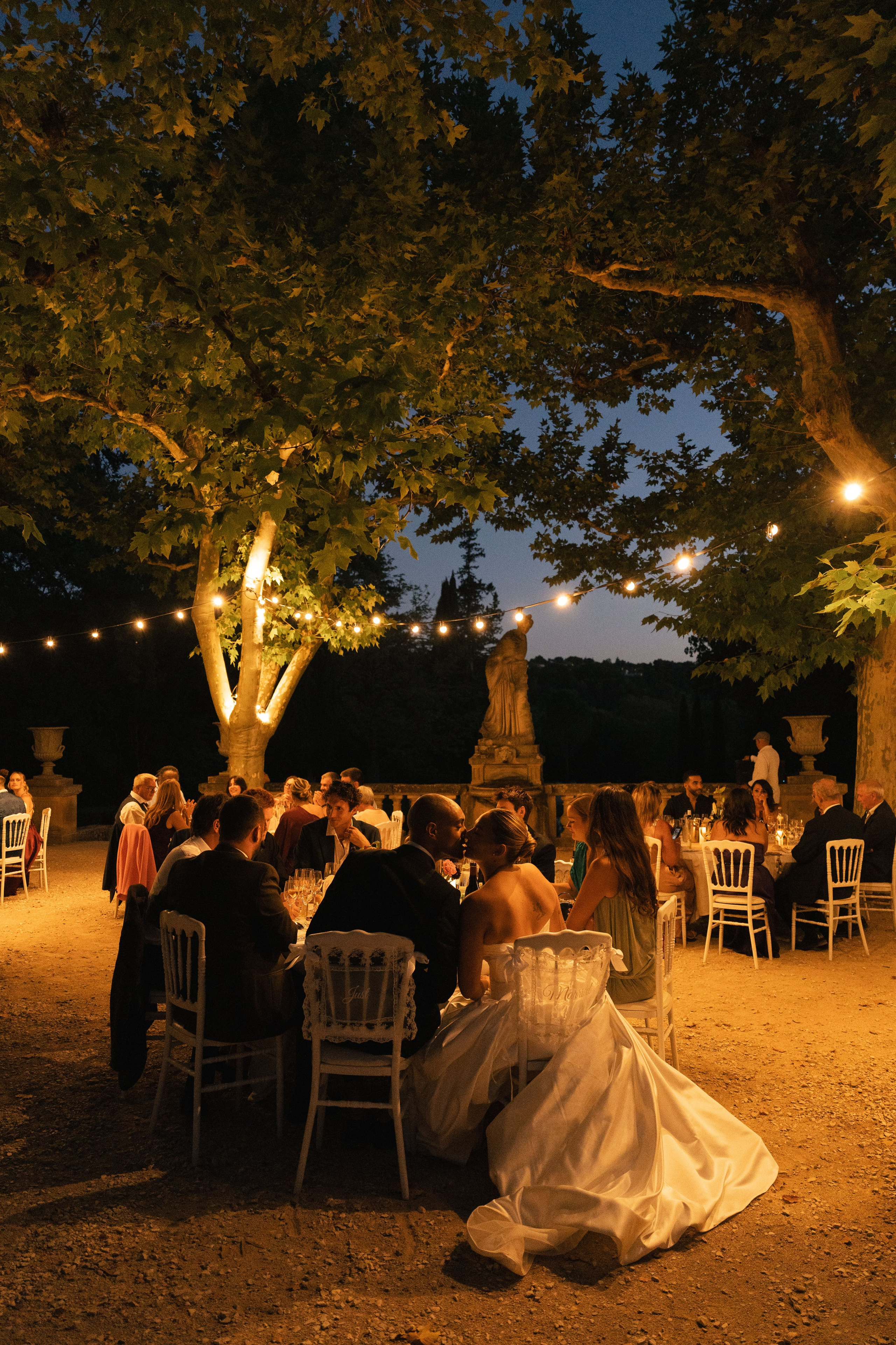 Full wedding gallery - 14h de couverture. Lucy Hubert — Photographe de mariage à Paris et en France