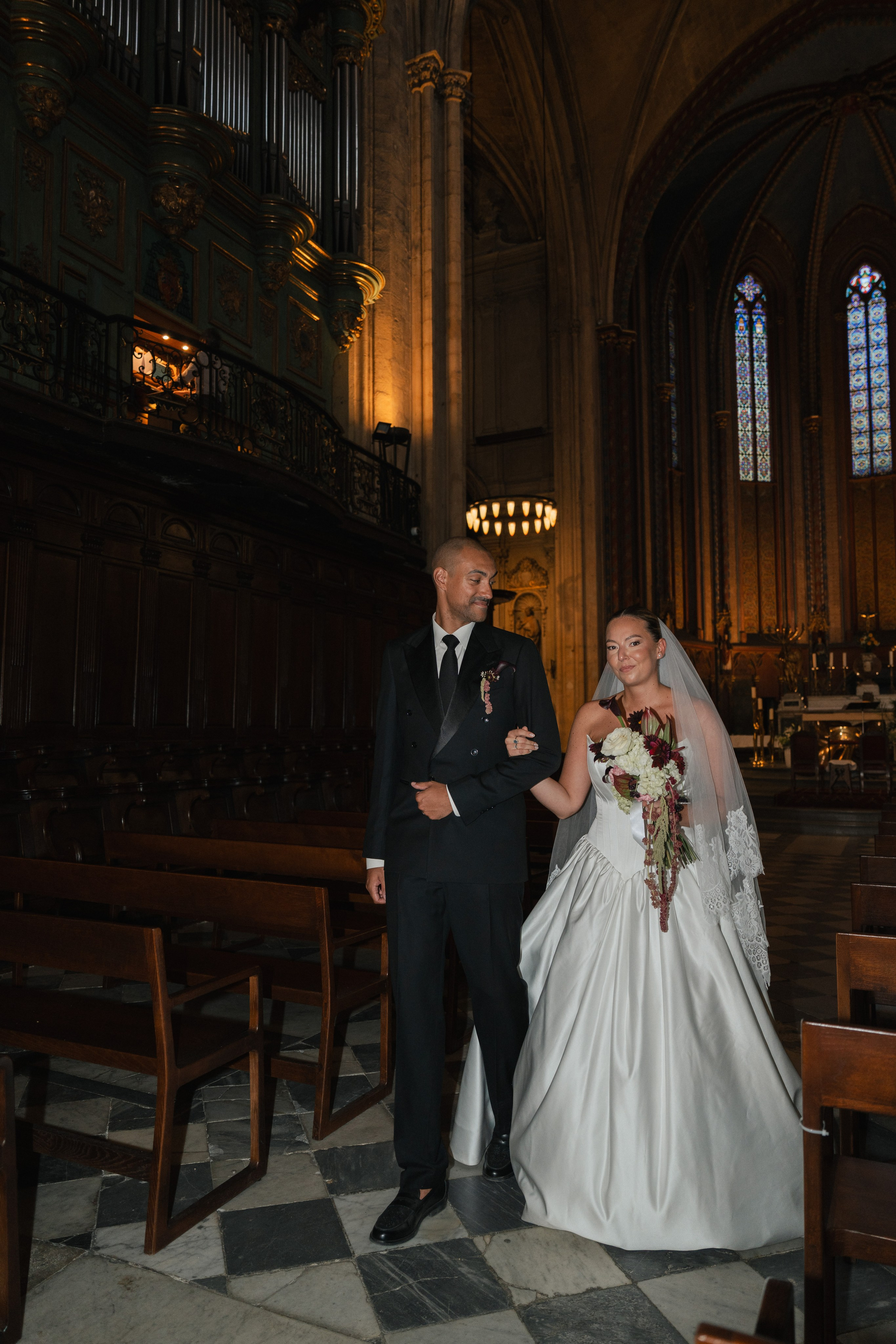 Full wedding gallery - 14h de couverture. Lucy Hubert — Photographe de mariage à Paris et en France