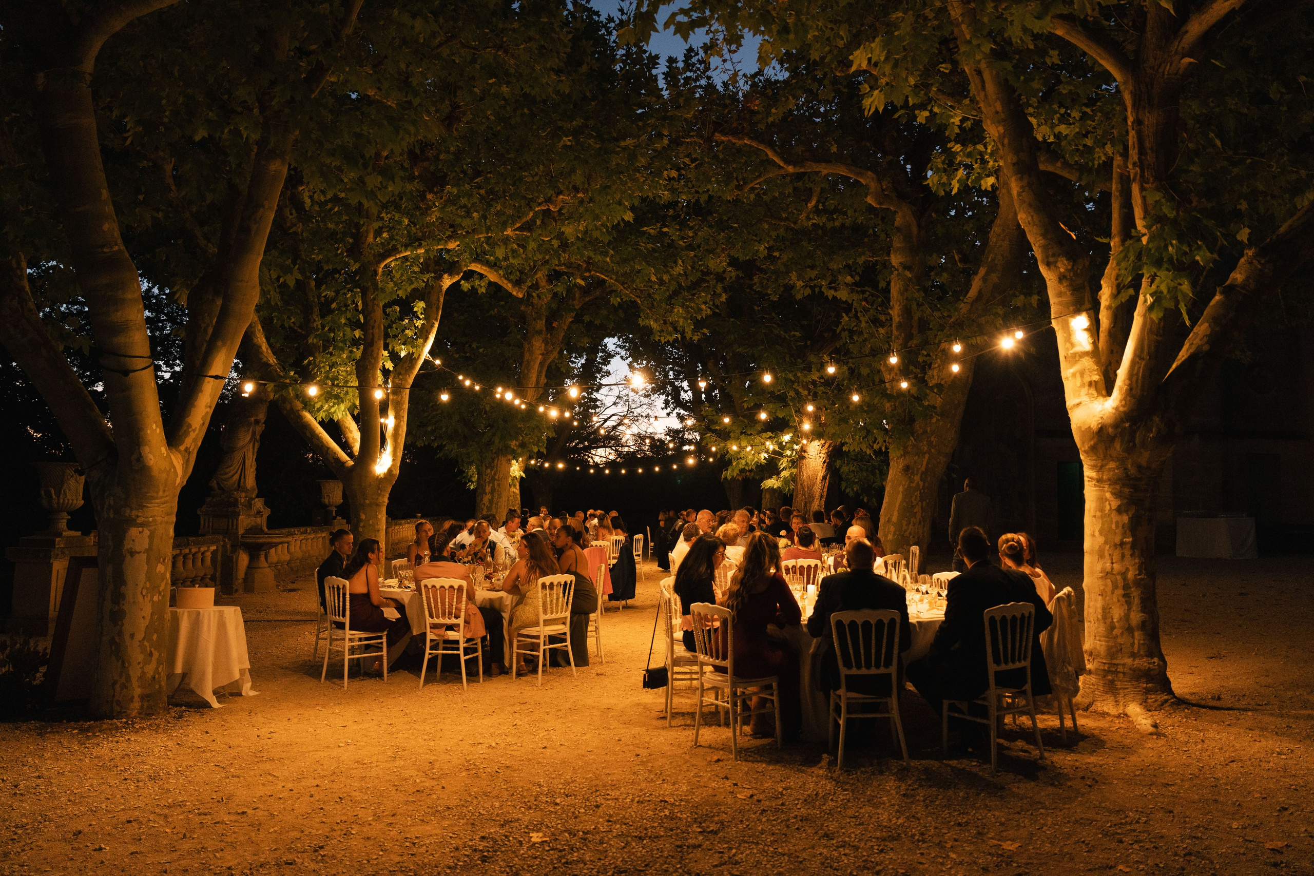 Full wedding gallery - 14h de couverture. Lucy Hubert — Photographe de mariage à Paris et en France