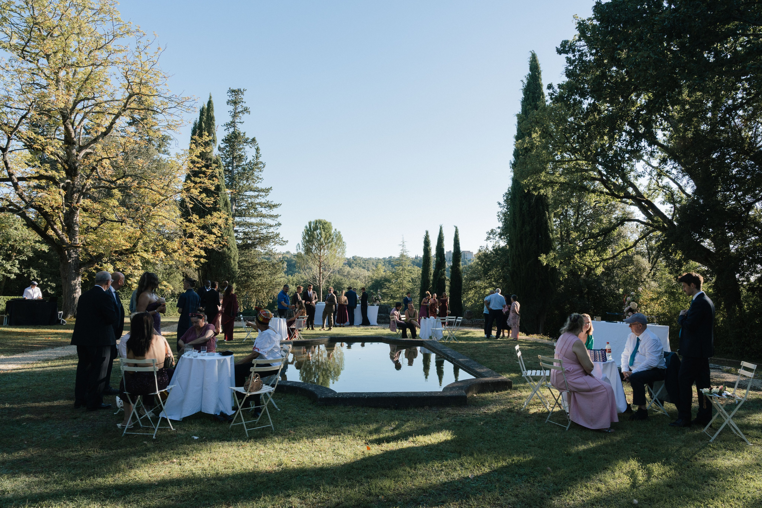 Full wedding gallery - 14h de couverture. Lucy Hubert — Photographe de mariage à Paris et en France