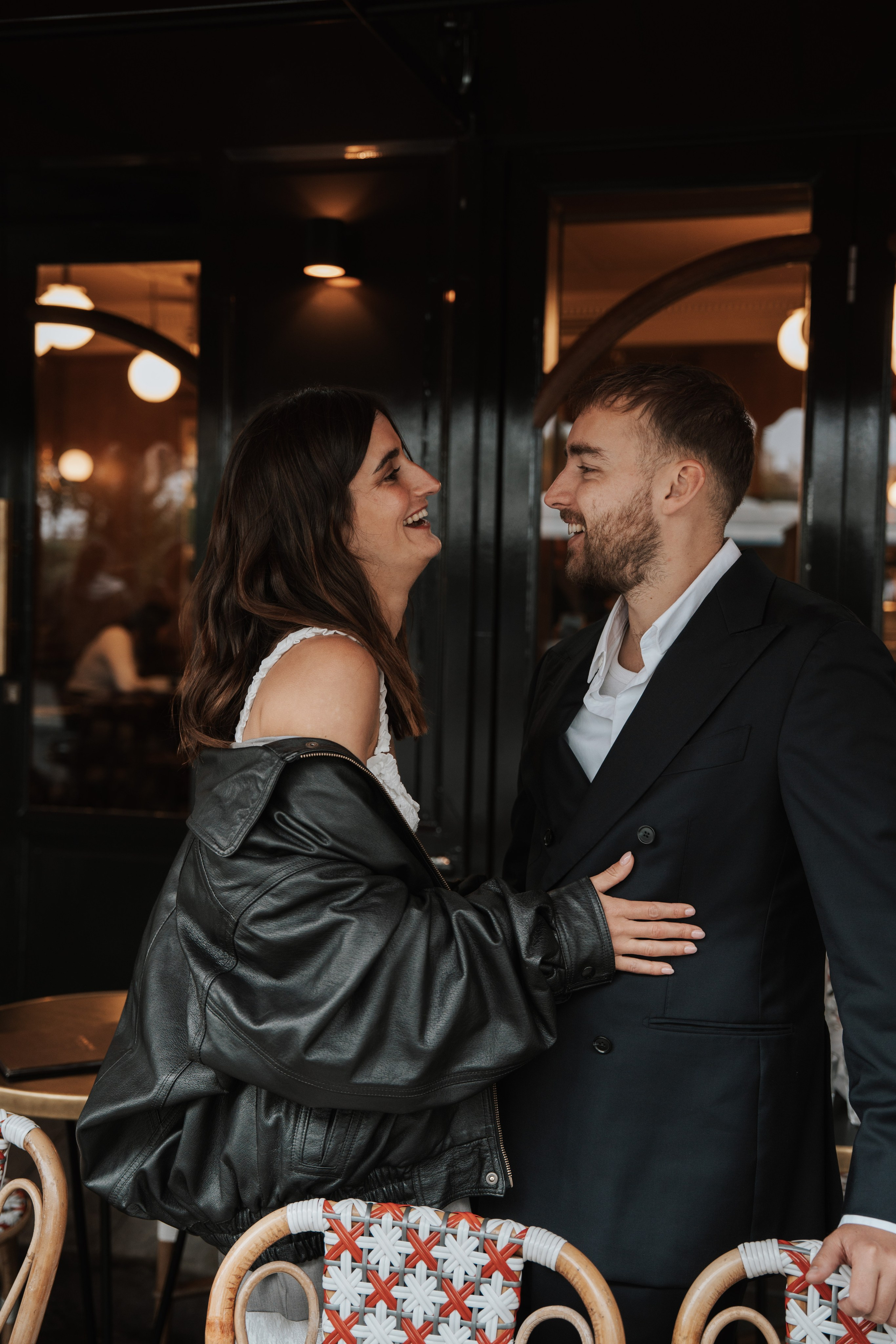 Pré-engagement à Paris. Lucy Hubert — Photographe de mariage à Paris et en France