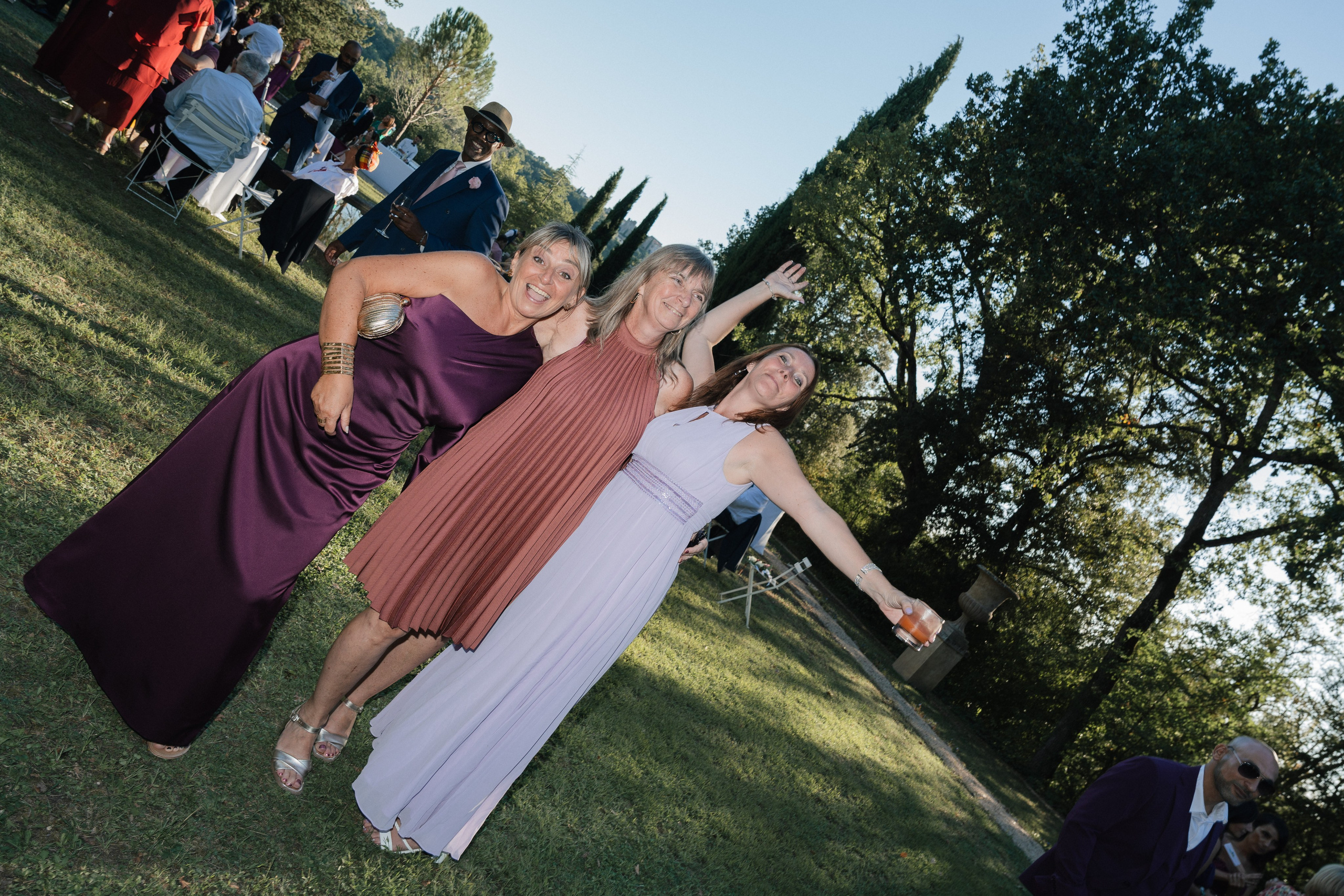 Full wedding gallery - 14h de couverture. Lucy Hubert — Photographe de mariage à Paris et en France
