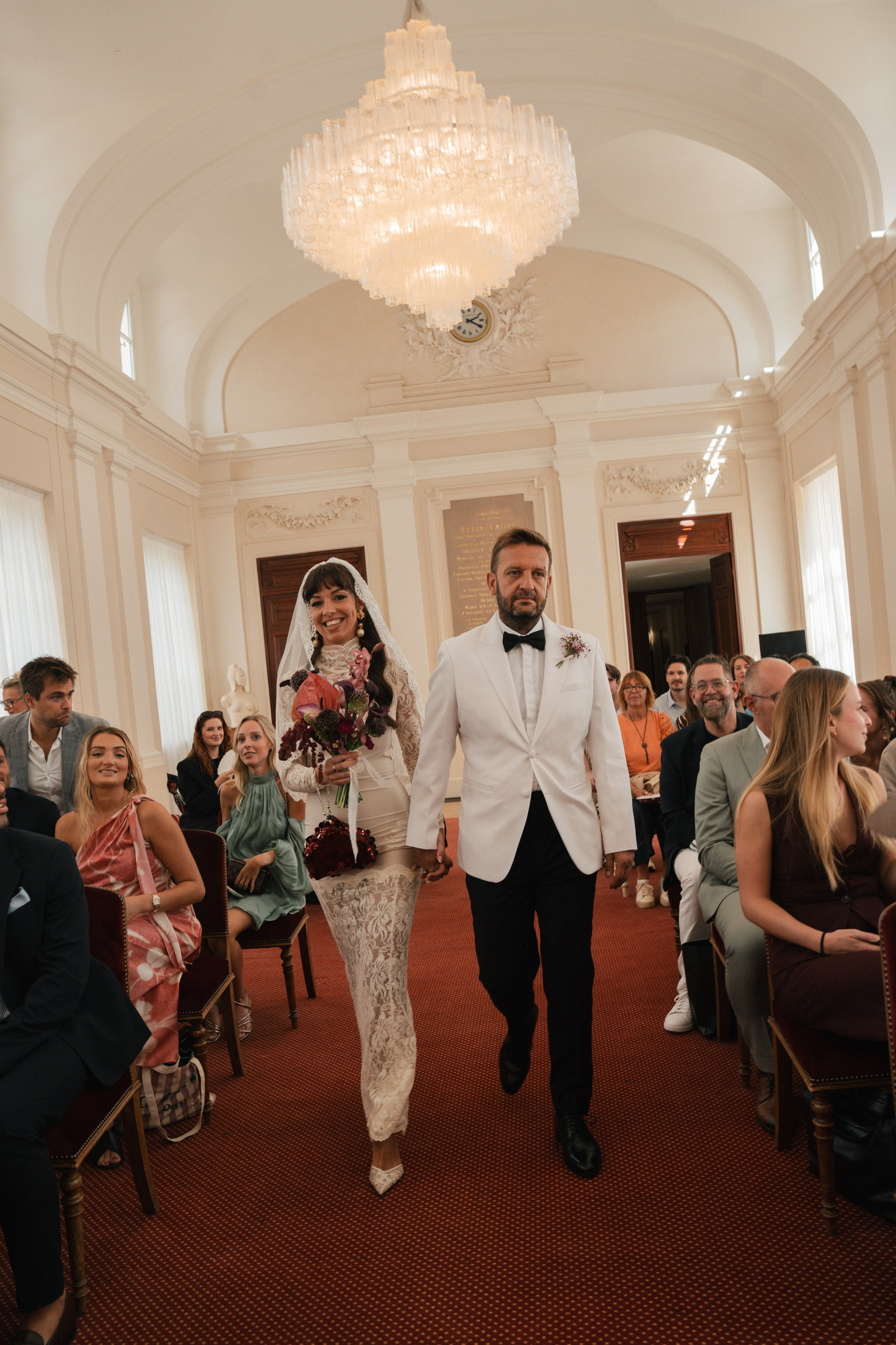 Civil wedding - 6h de couverture. Lucy Hubert — Photographe de mariage à Paris et en France