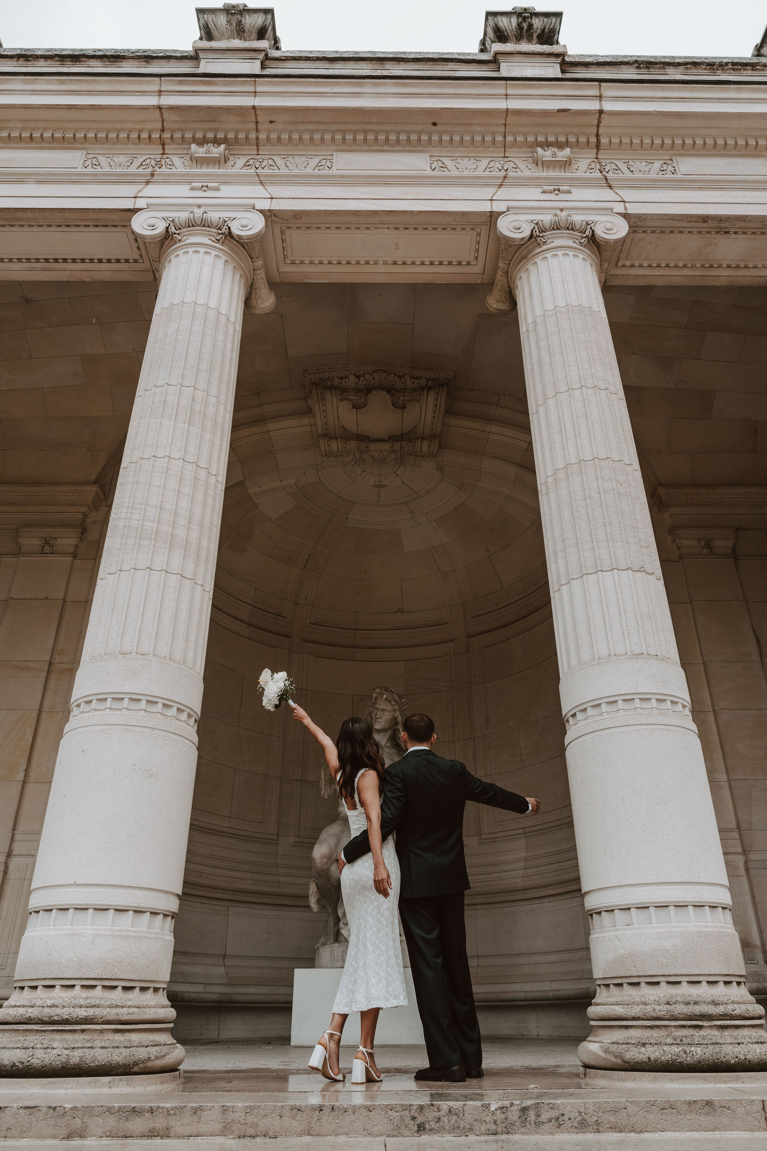 Pré-engagement à Paris. Lucy Hubert — Photographe de mariage à Paris et en France