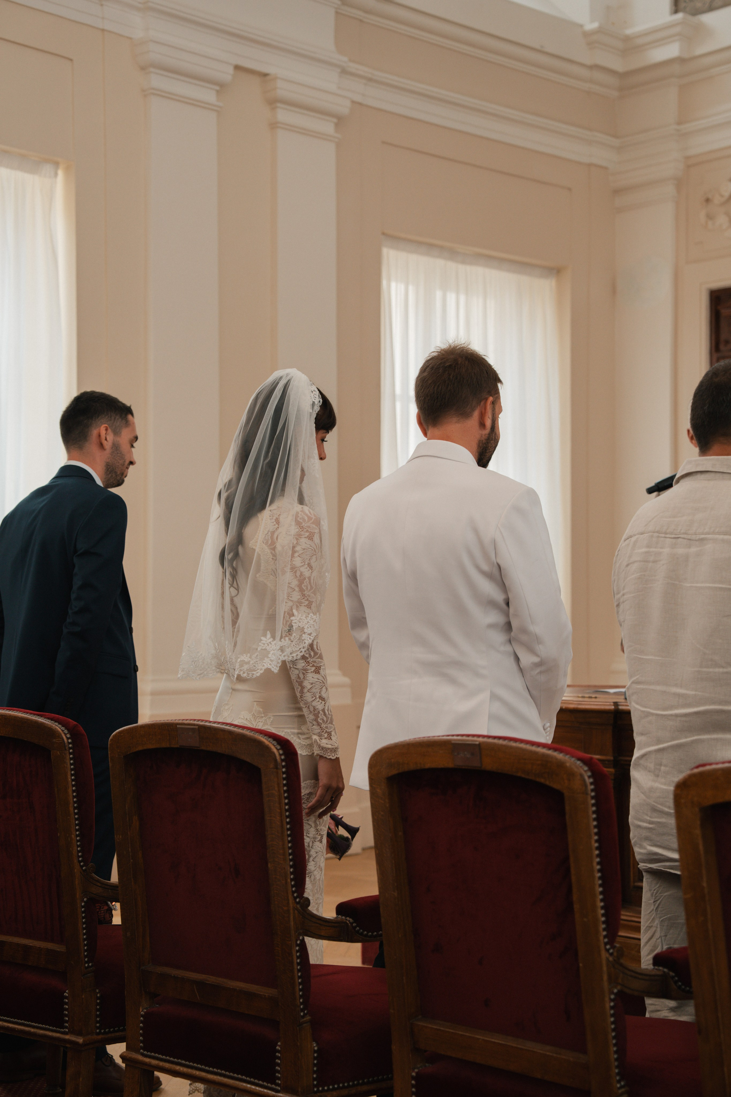 Civil wedding - 6h de couverture. Lucy Hubert — Photographe de mariage à Paris et en France