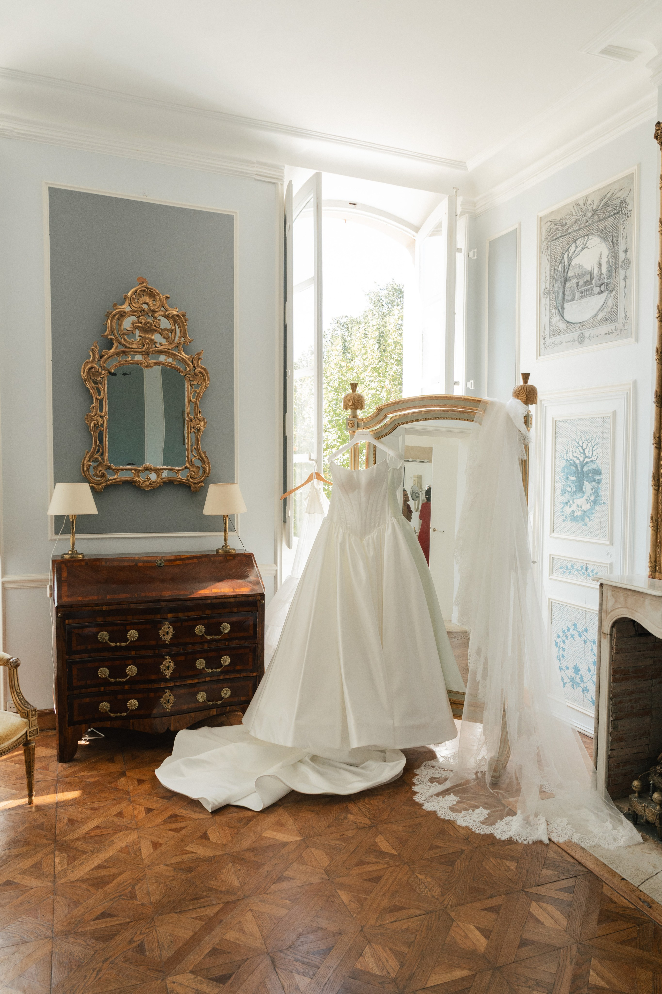 Full wedding gallery - 14h de couverture. Lucy Hubert — Photographe de mariage à Paris et en France