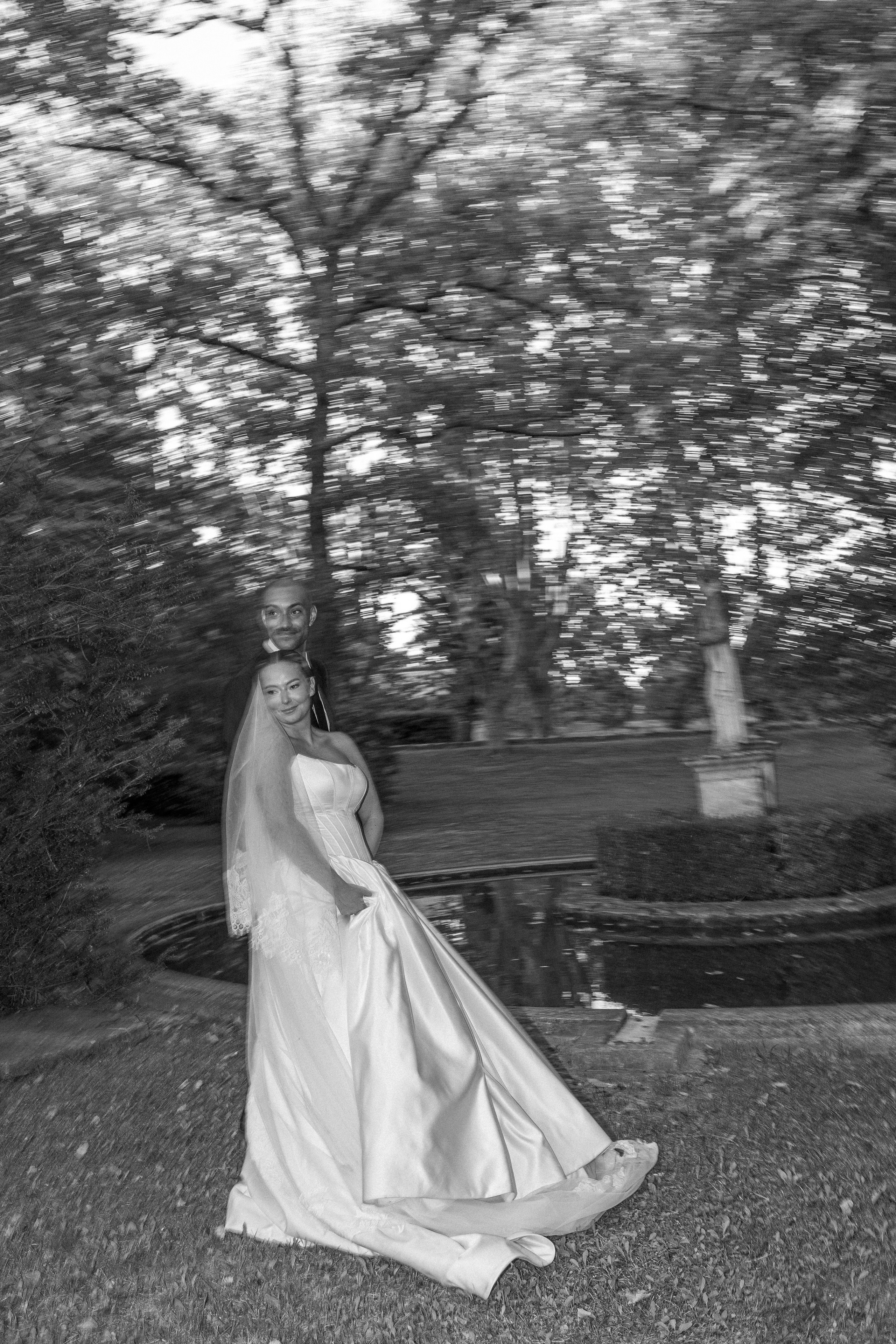 Full wedding gallery - 14h de couverture. Lucy Hubert — Photographe de mariage à Paris et en France