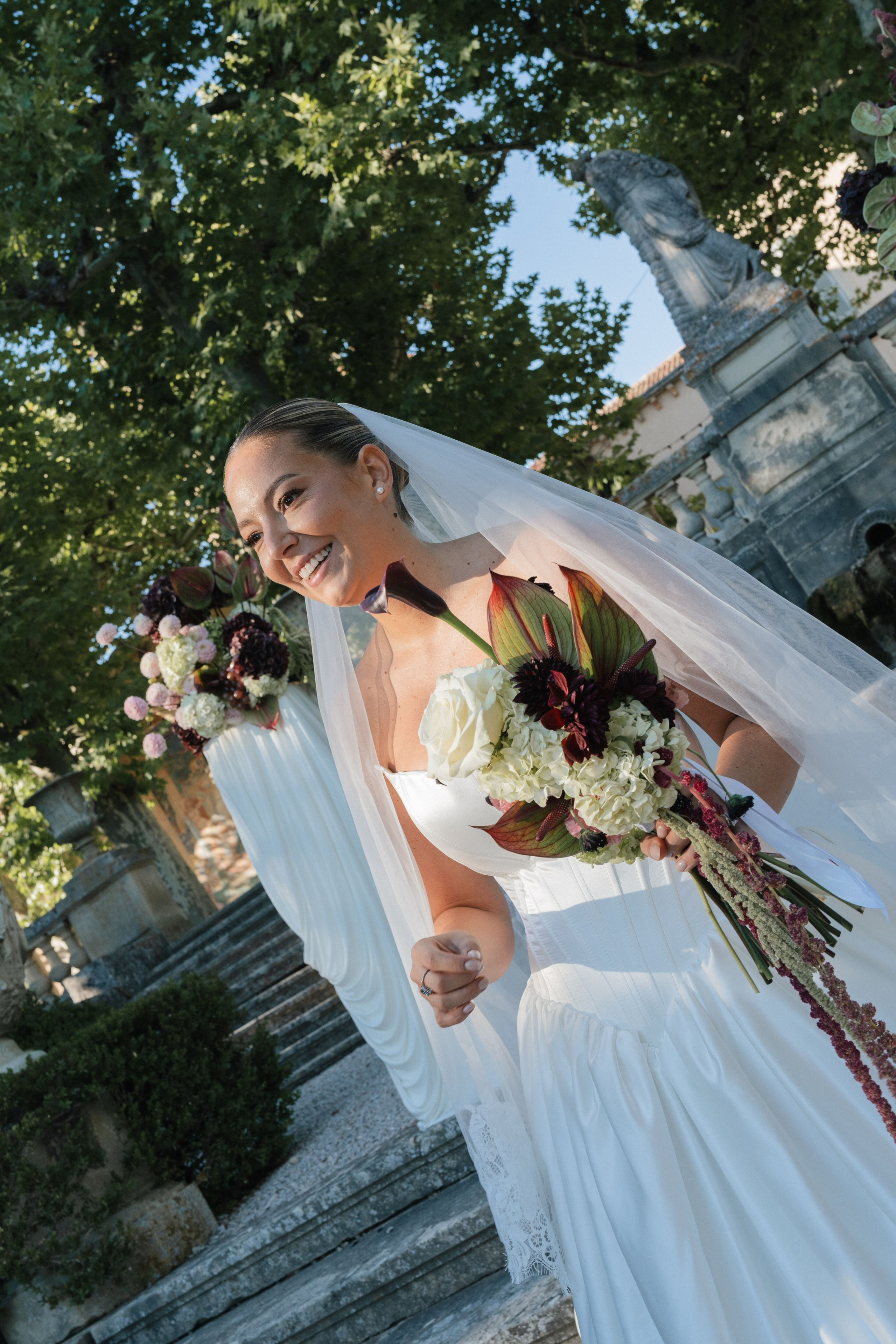 Full wedding gallery - 14h de couverture. Lucy Hubert — Photographe de mariage à Paris et en France