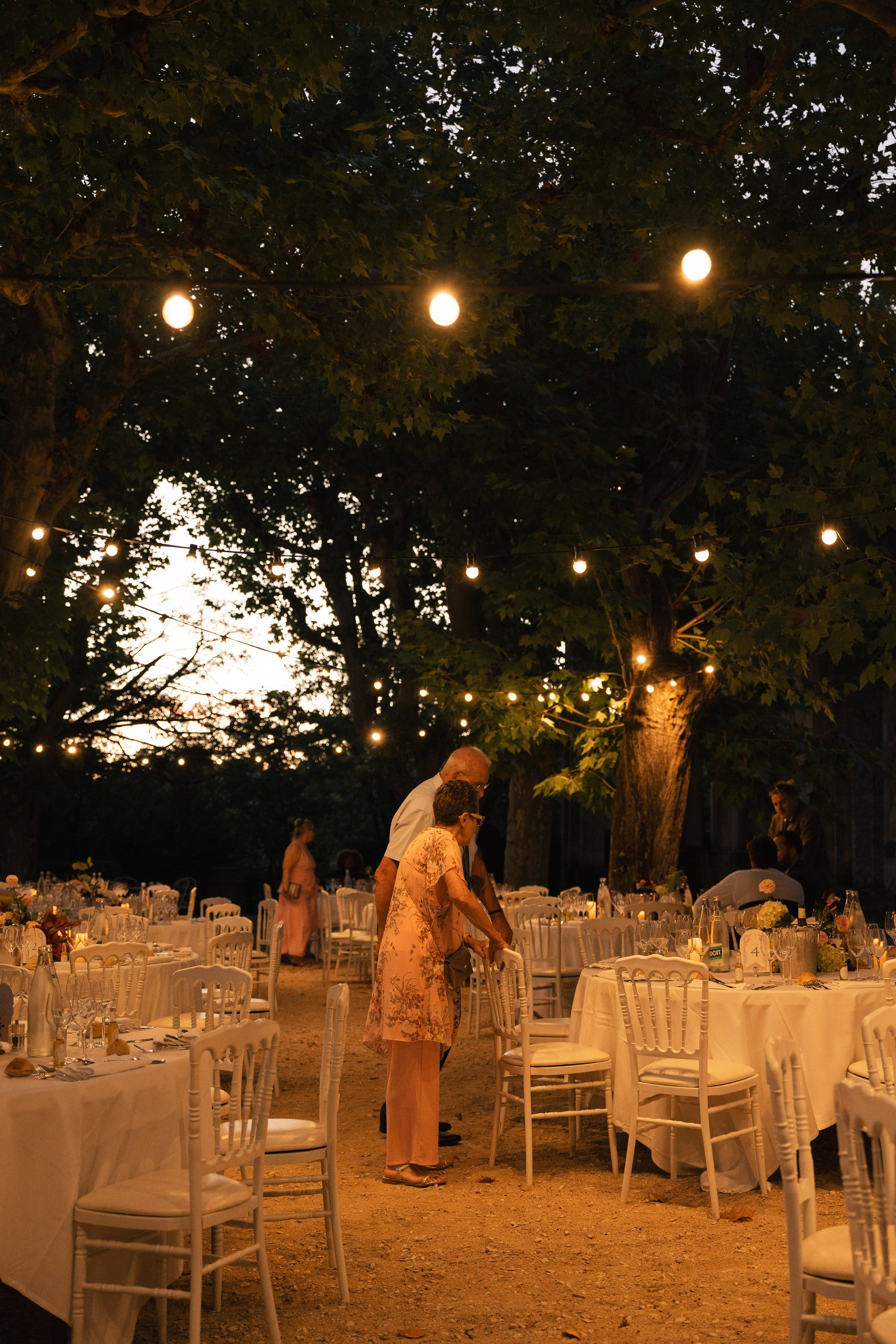 Full wedding gallery - 14h de couverture. Lucy Hubert — Photographe de mariage à Paris et en France