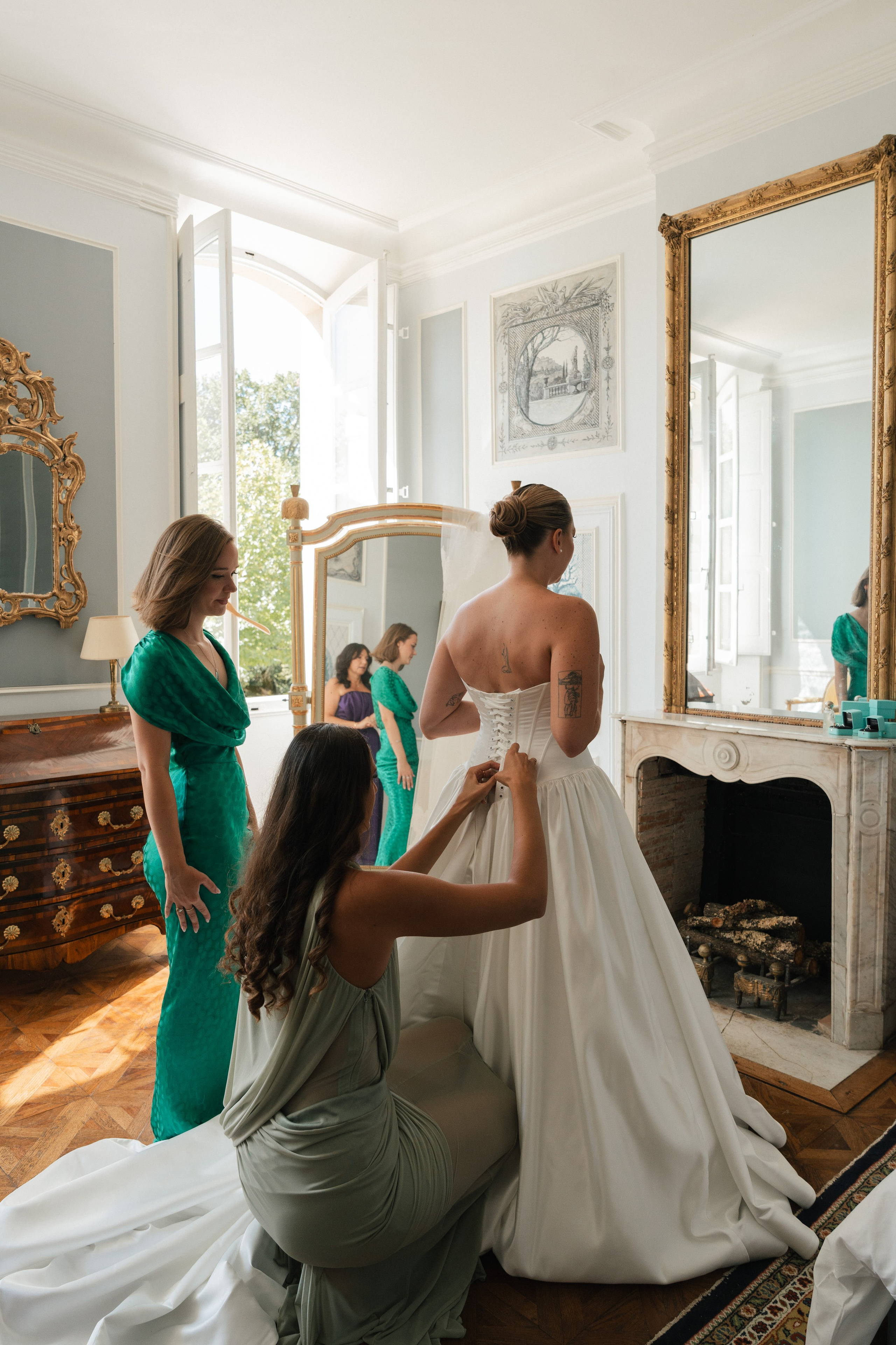 Full wedding gallery - 14h de couverture. Lucy Hubert — Photographe de mariage à Paris et en France