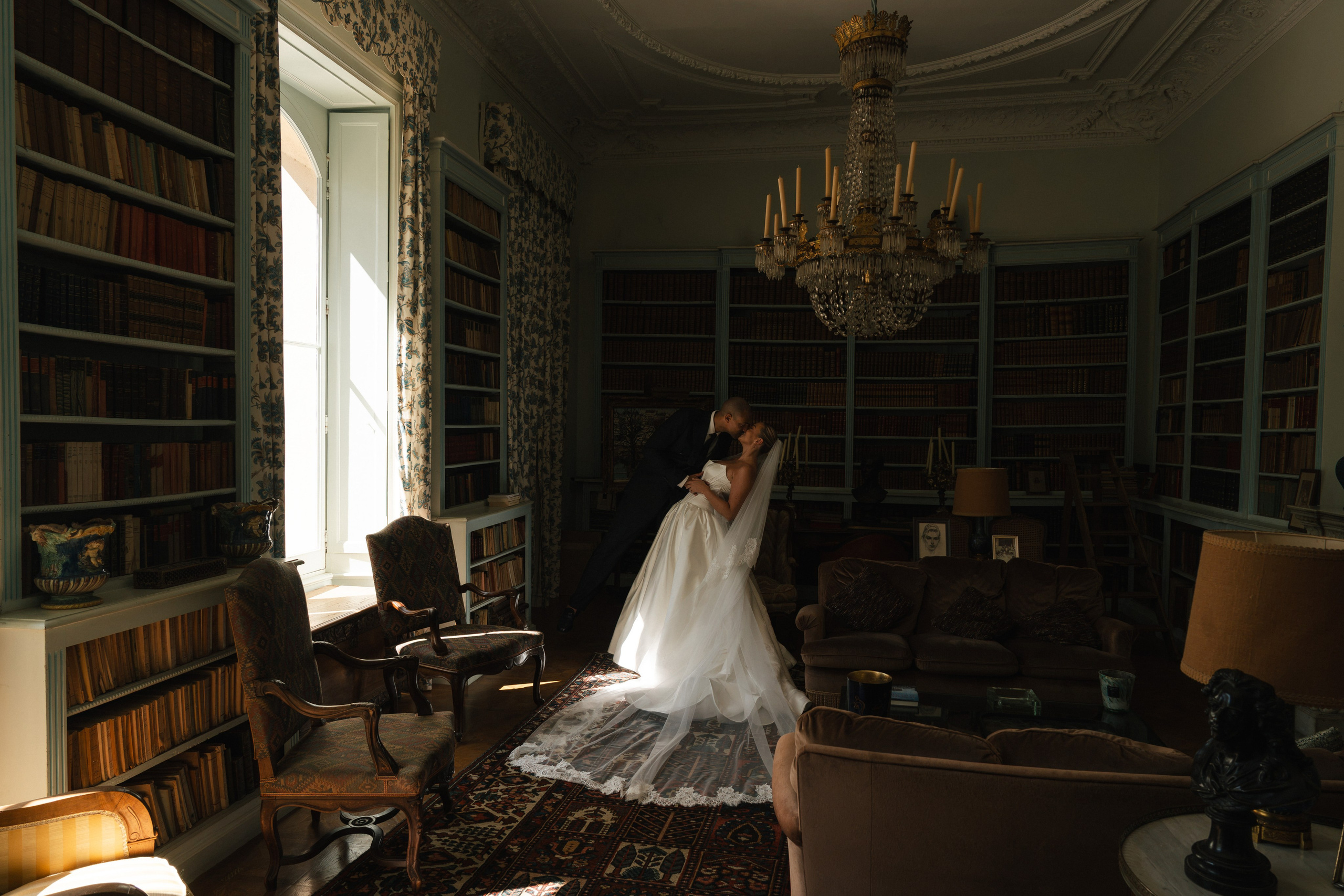 Full wedding gallery - 14h de couverture. Lucy Hubert — Photographe de mariage à Paris et en France