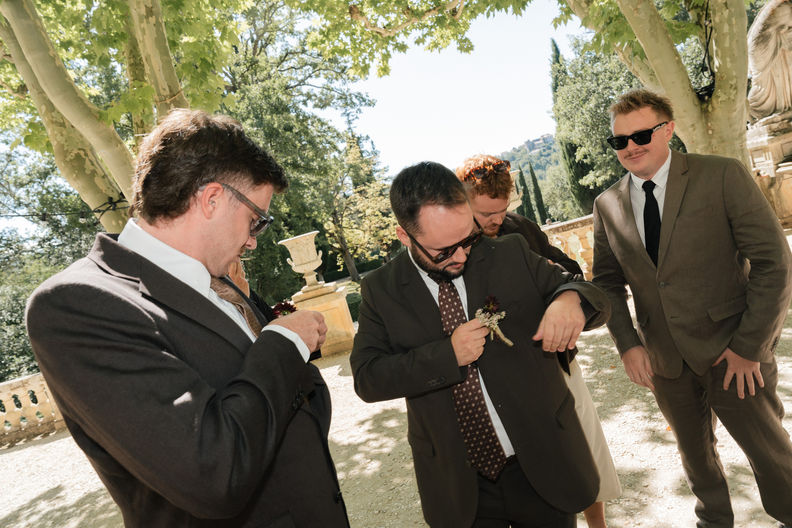 Full wedding gallery - 14h de couverture. Lucy Hubert — Photographe de mariage à Paris et en France