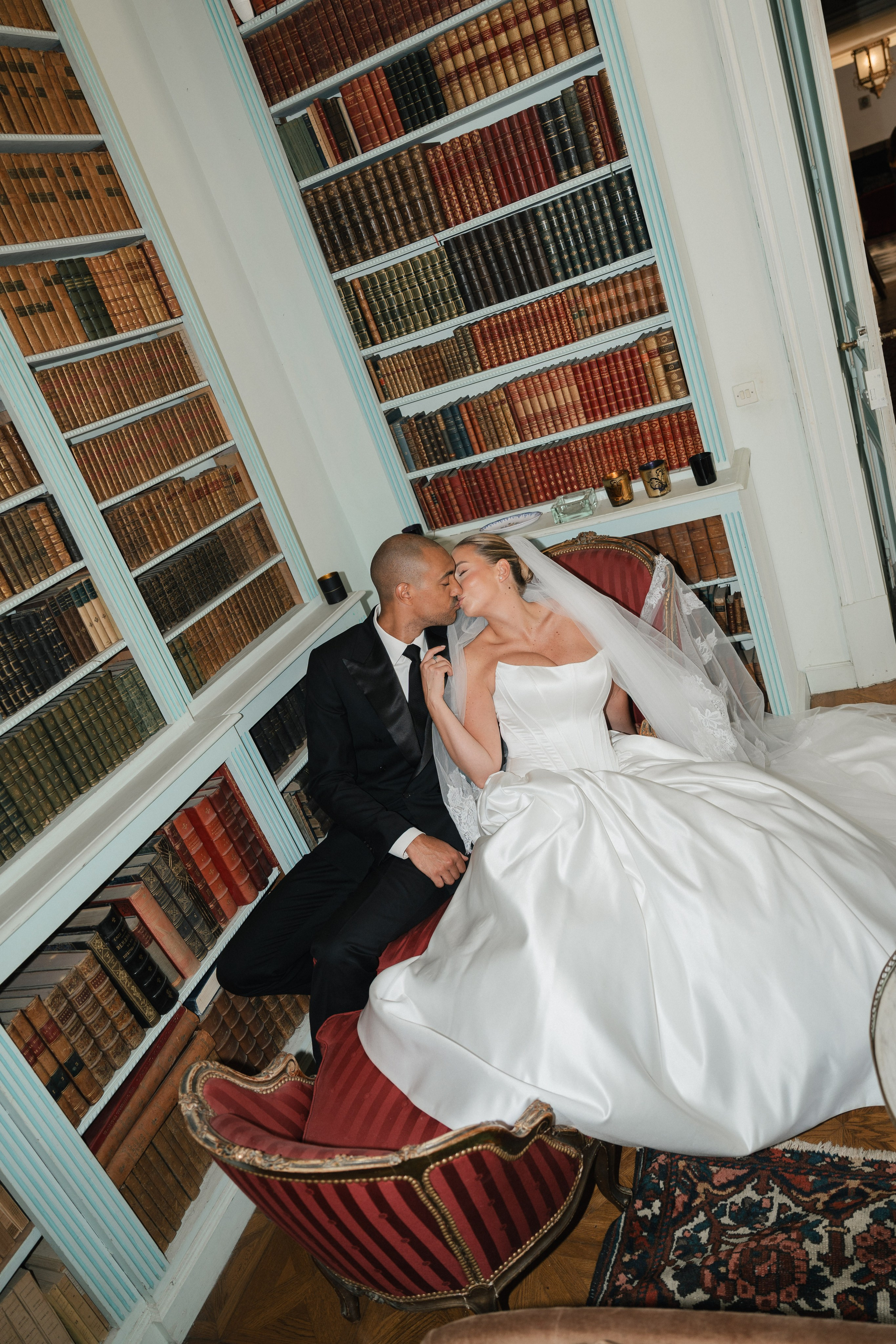Full wedding gallery - 14h de couverture. Lucy Hubert — Photographe de mariage à Paris et en France
