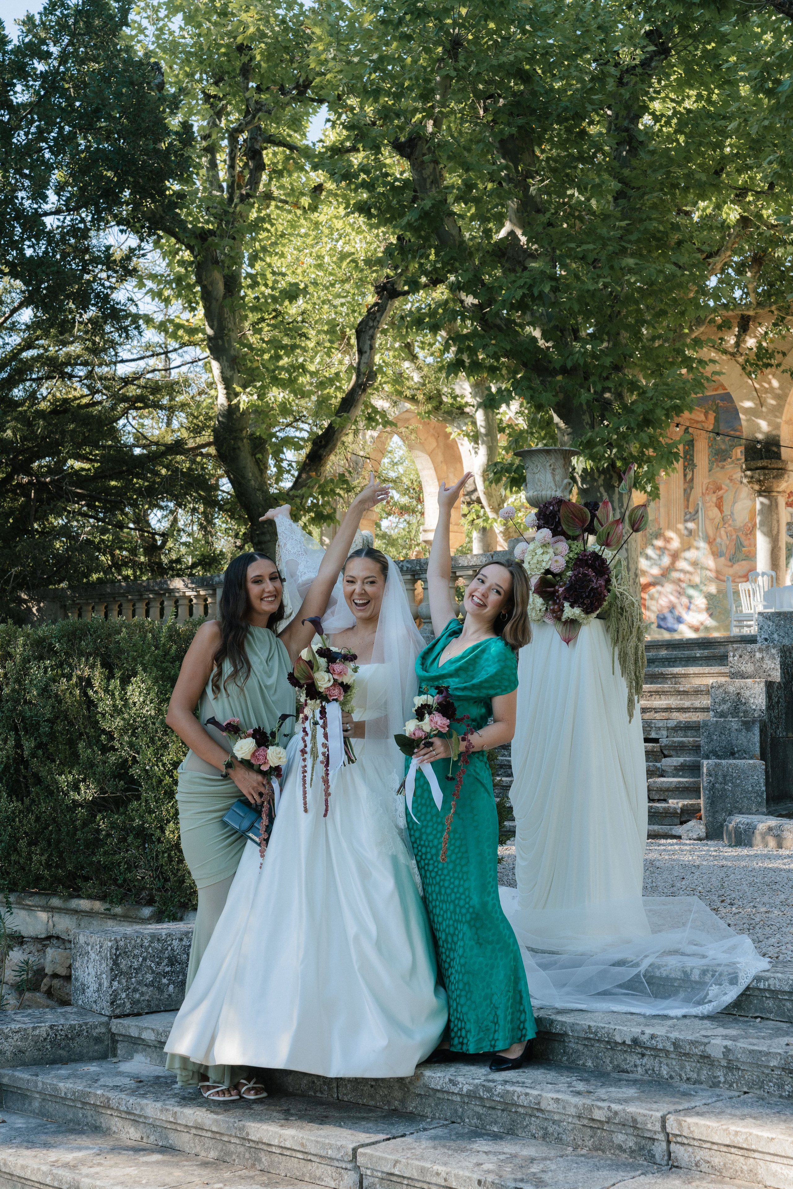 Full wedding gallery - 14h de couverture. Lucy Hubert — Photographe de mariage à Paris et en France