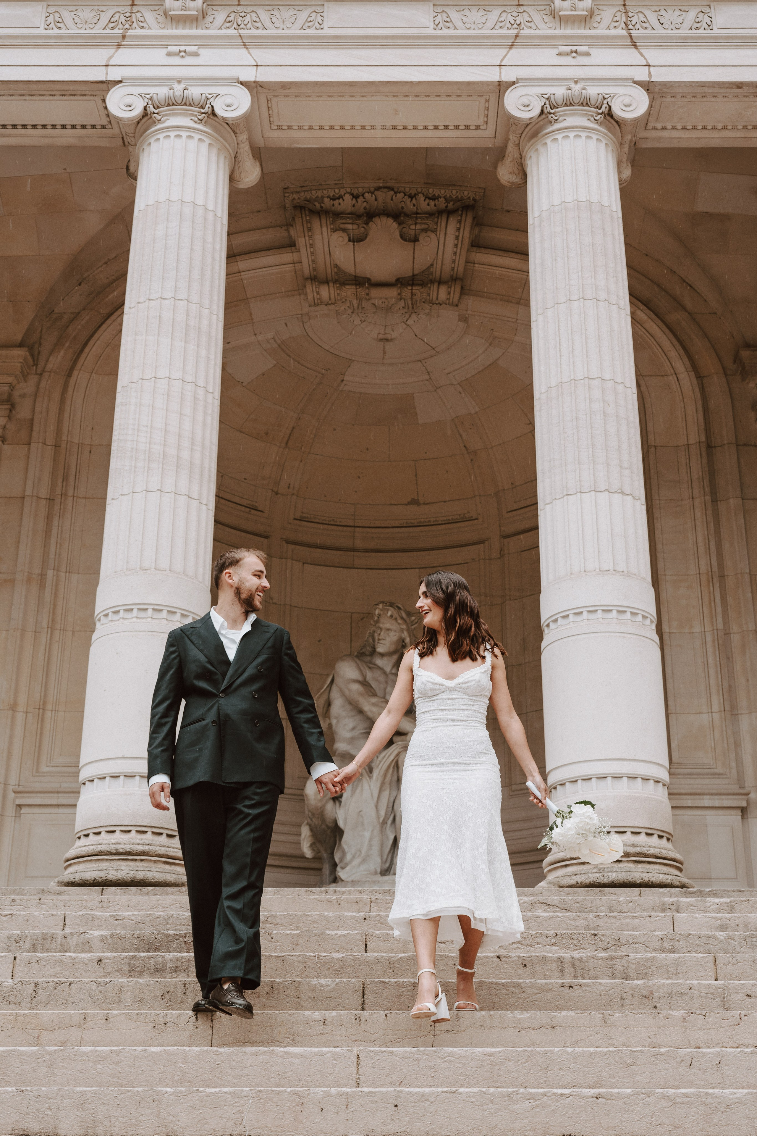Pré-engagement à Paris. Lucy Hubert — Photographe de mariage à Paris et en France