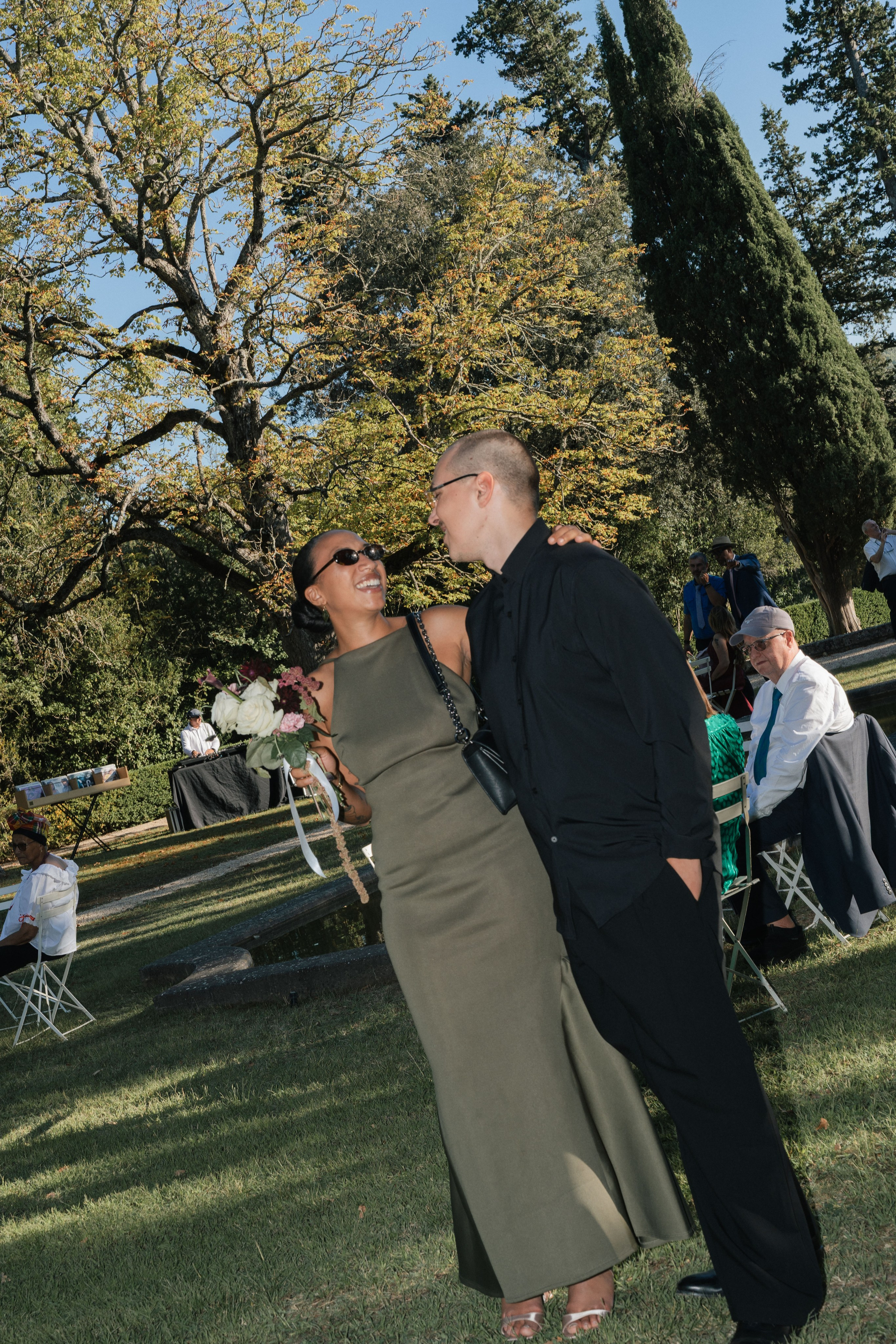 Full wedding gallery - 14h de couverture. Lucy Hubert — Photographe de mariage à Paris et en France