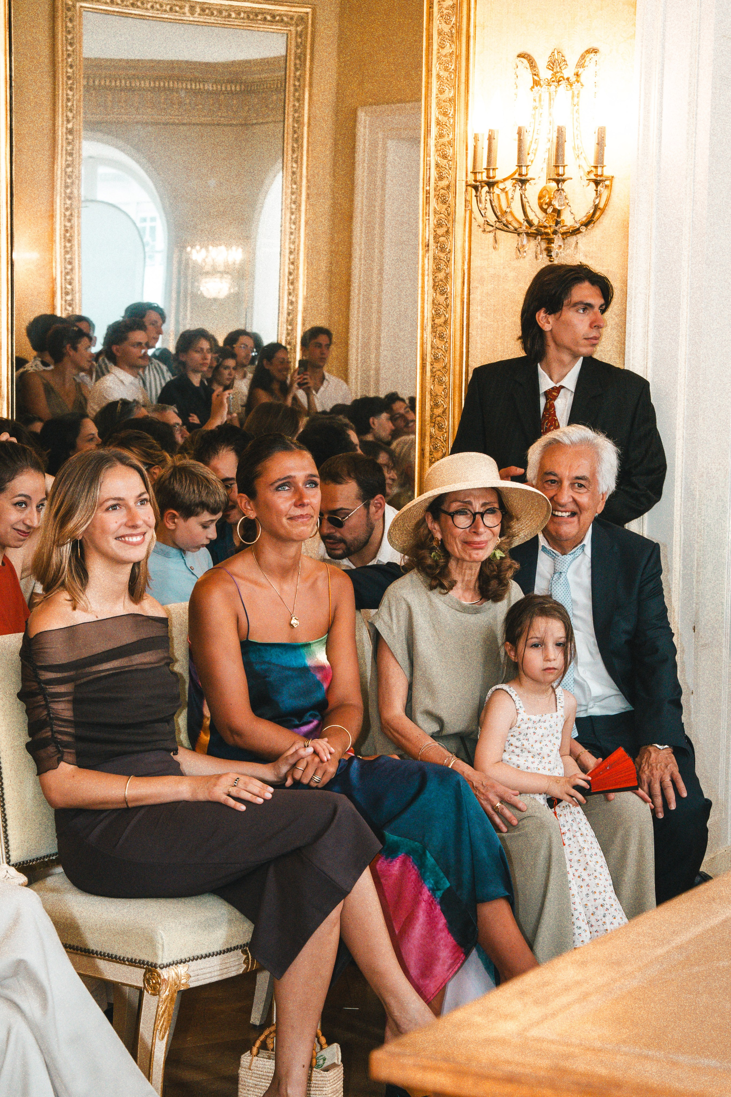 Civil gallery - 4h de couverture. Lucy Hubert — Photographe de mariage à Paris et en France