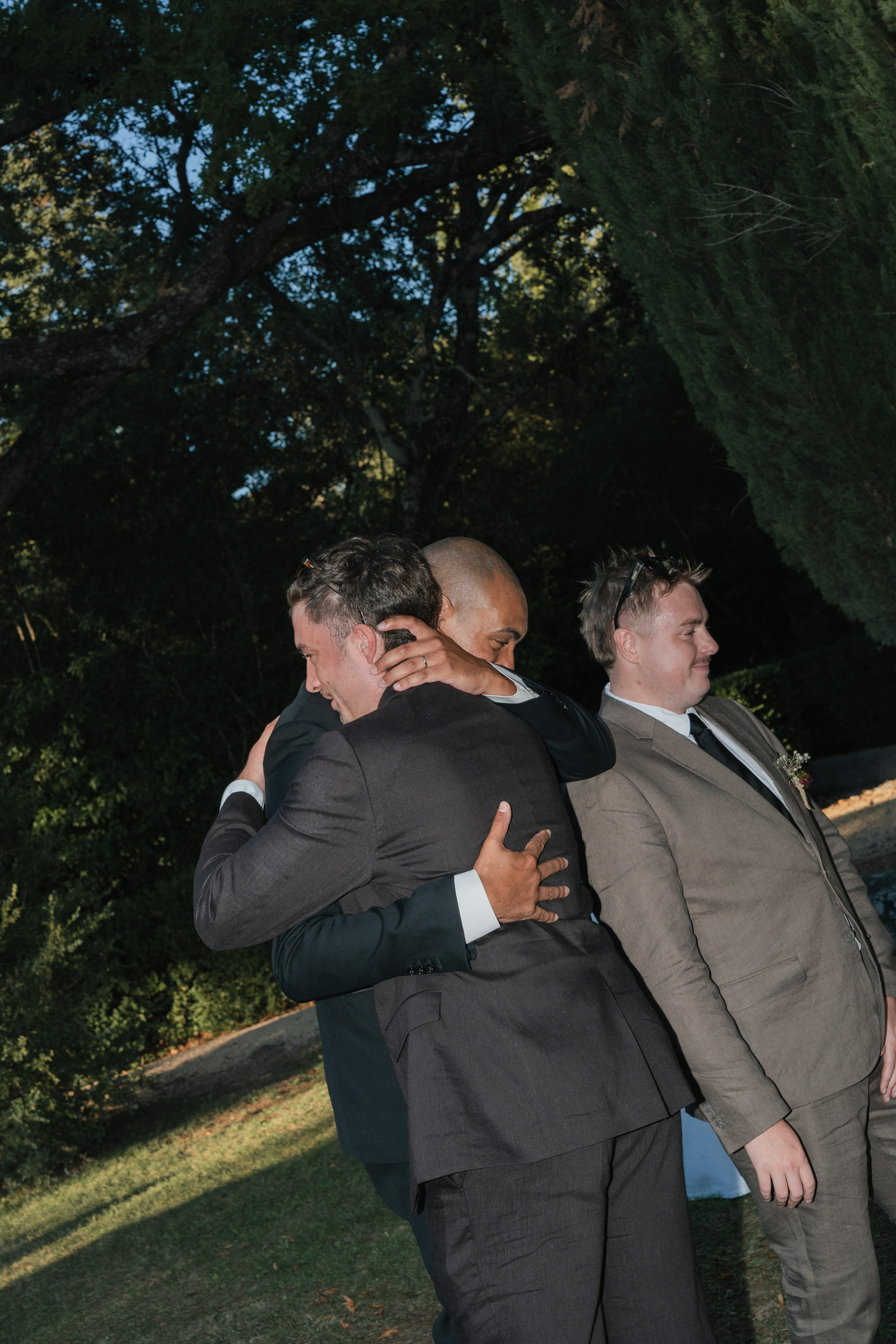 Full wedding gallery - 14h de couverture. Lucy Hubert — Photographe de mariage à Paris et en France