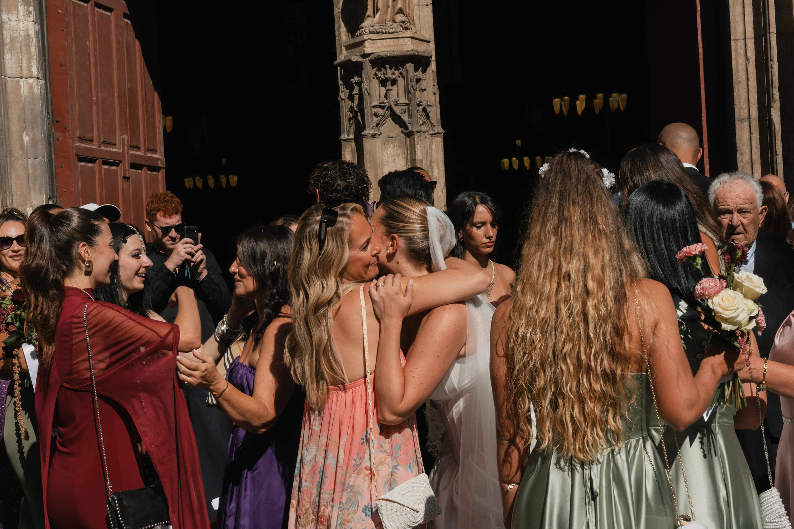 Full wedding gallery - 14h de couverture. Lucy Hubert — Photographe de mariage à Paris et en France