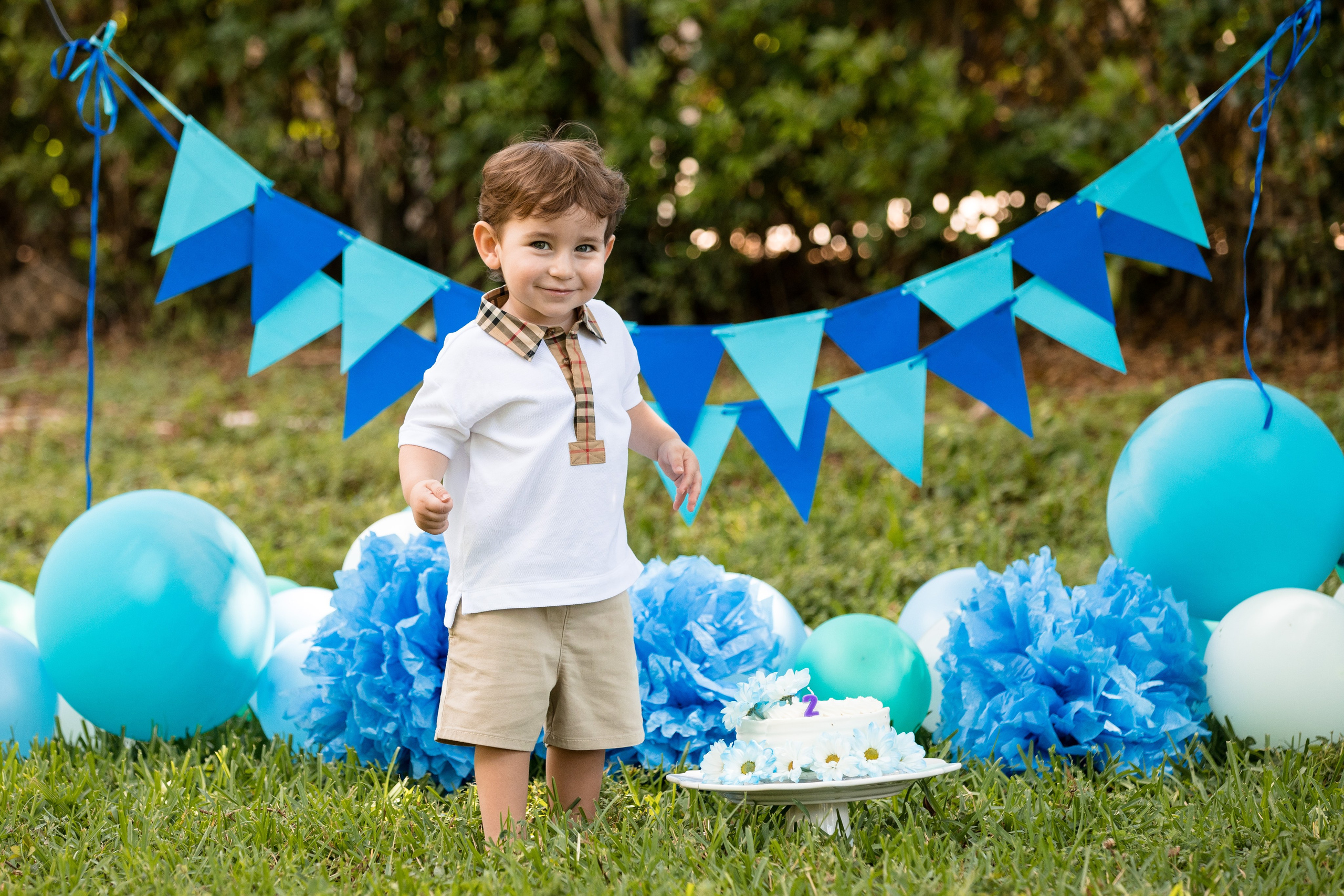 Smash cake photo session in Miami. Miami Family and Event Photographer