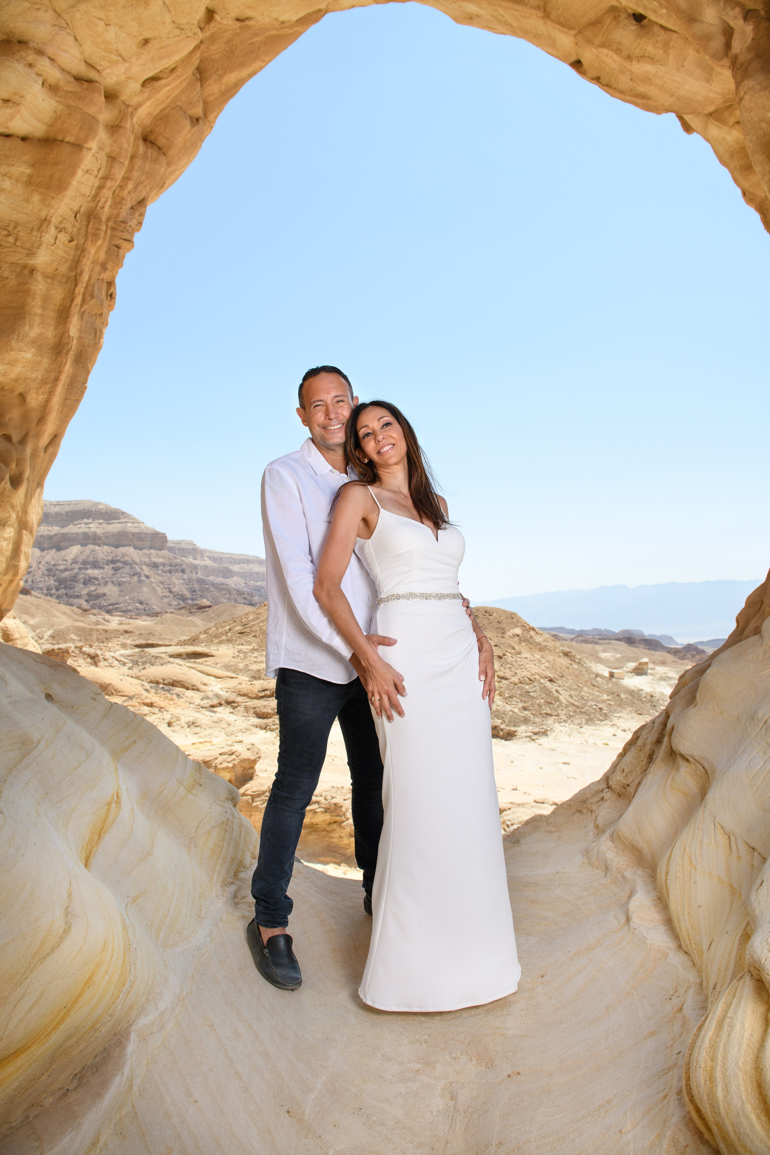 Wedding in the Timna park for Guy & Jodie. Family children pregnancy love stories photographer in Eilat Israel Olga Amchislavsky