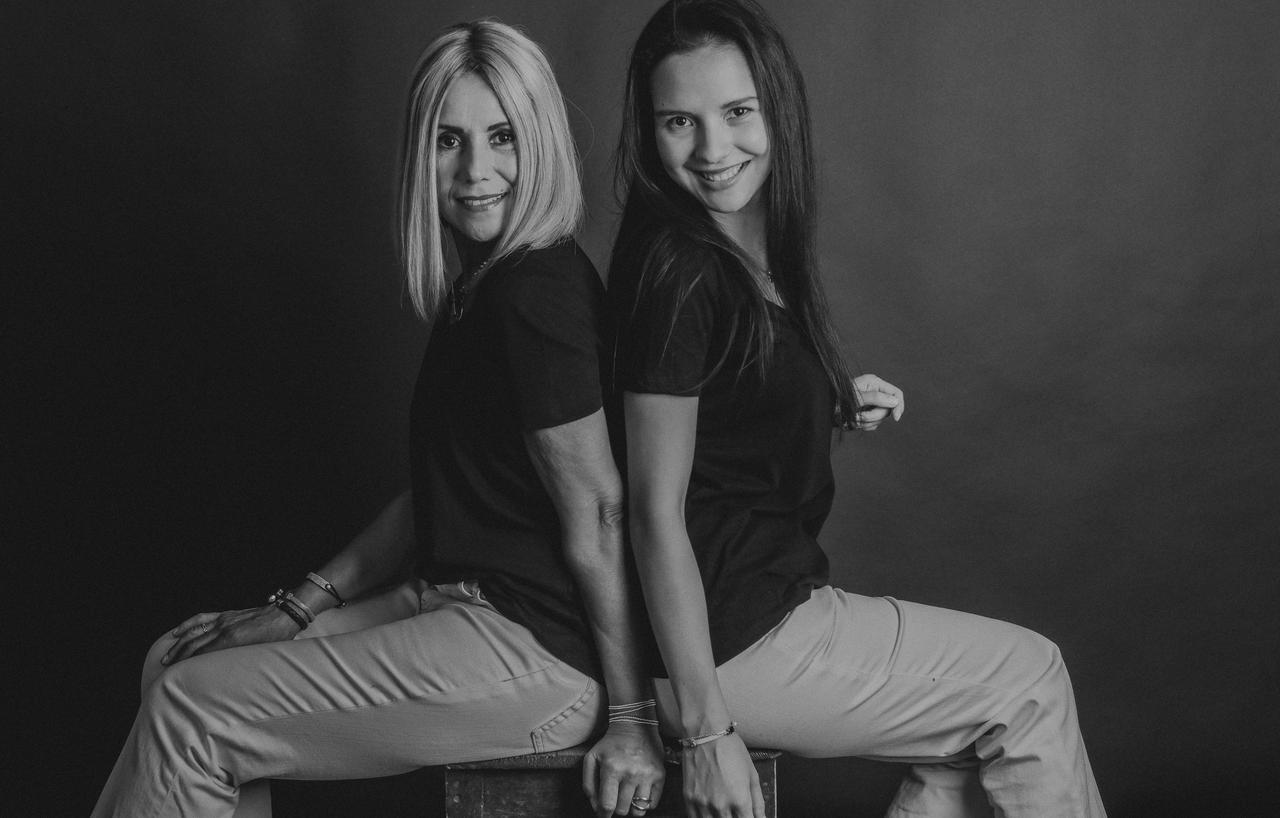 Adri & Maricris. Wedding and family photographer in Mexico City