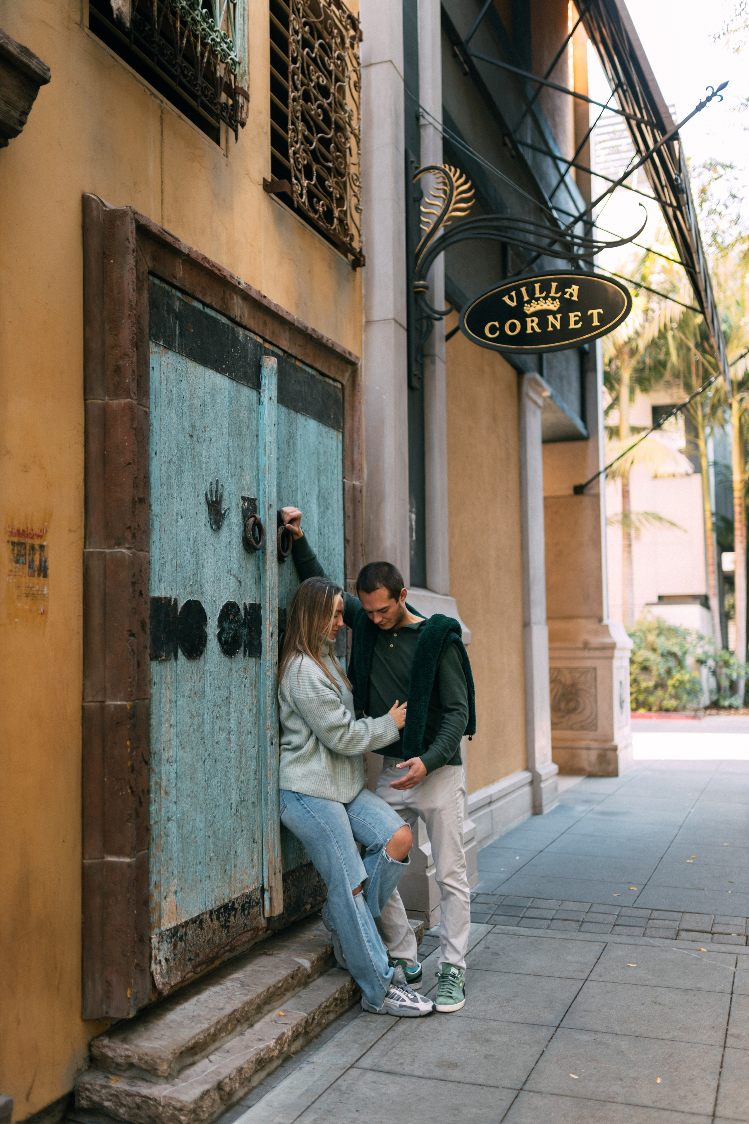 Christmas Santana Row. Maternity, newborn photographer in the Bay Area|Iryna Rakivnenko