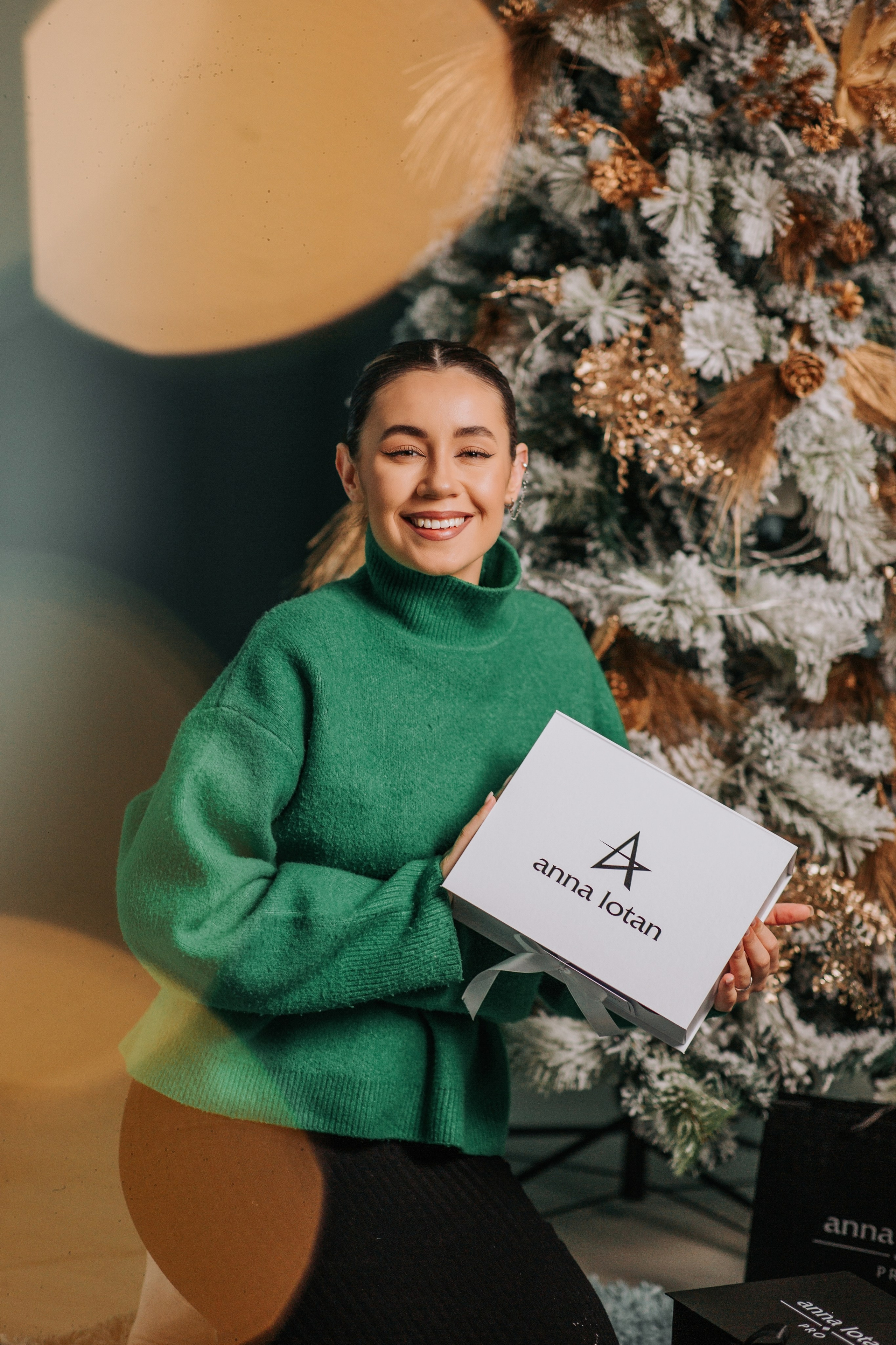 Commercial. Wedding, Family Photographer