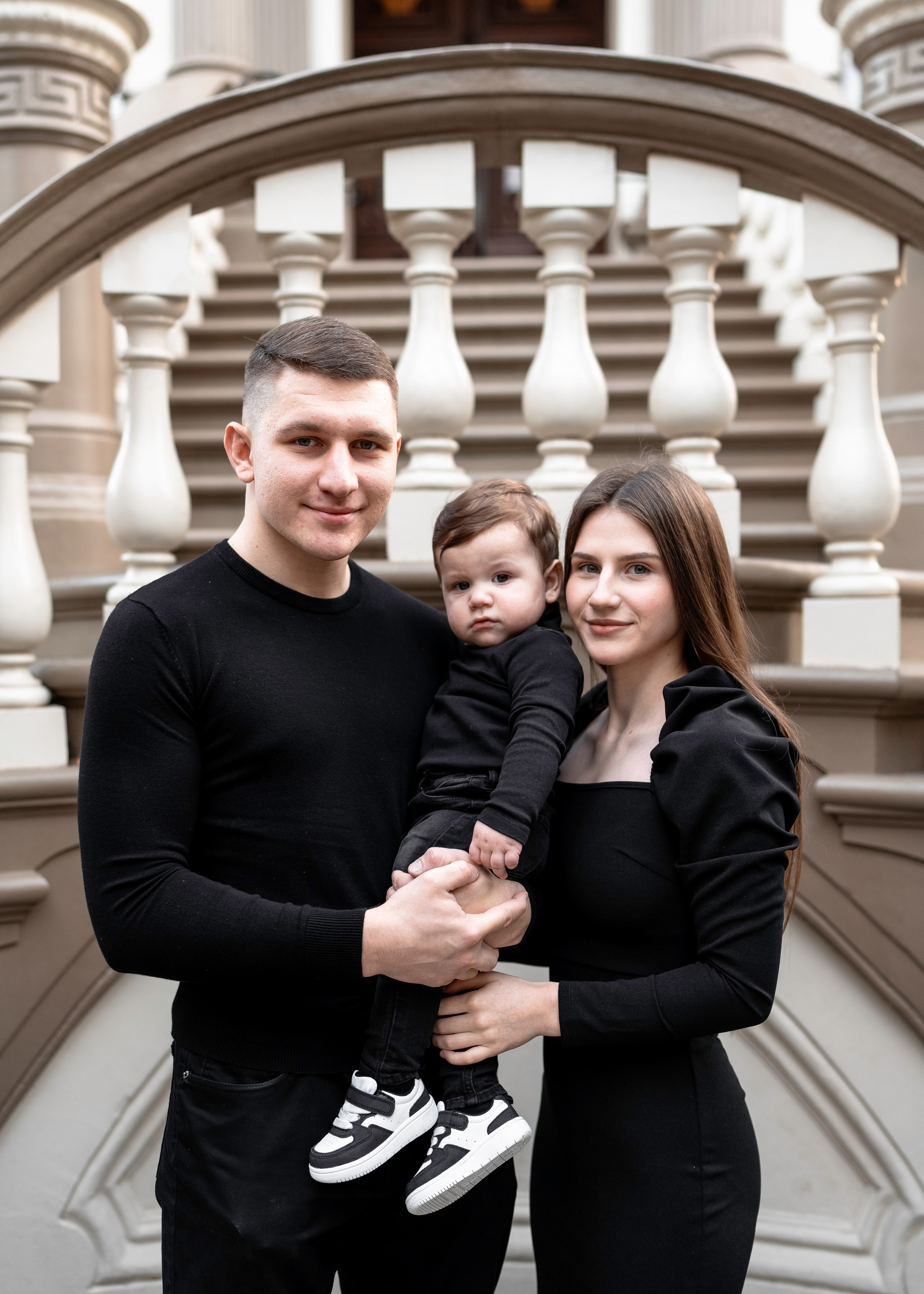 Artem, Nadia & Elisha. Family photographer in Sacramento | Sofia Pavenko