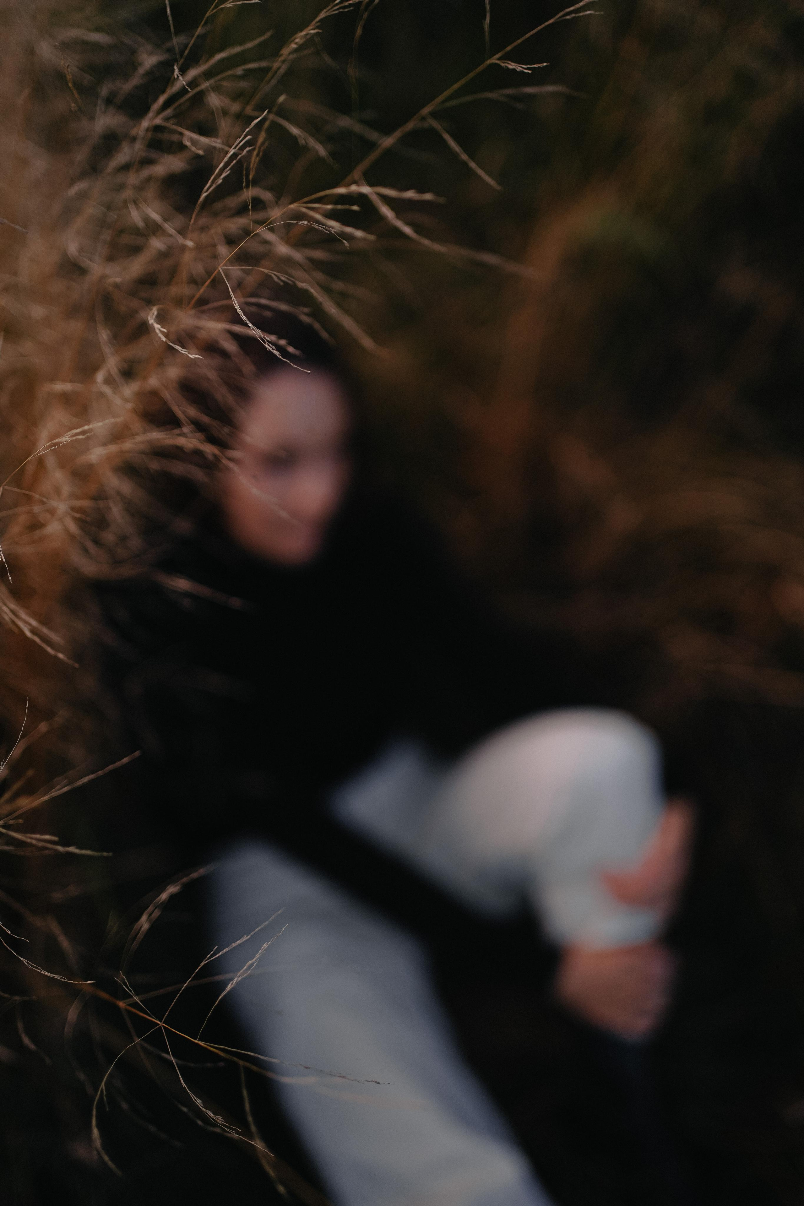 “The last sun rays”. Editorial for https://preri.com/. Julia Pelikánová | Portrait and content photographer in Prague