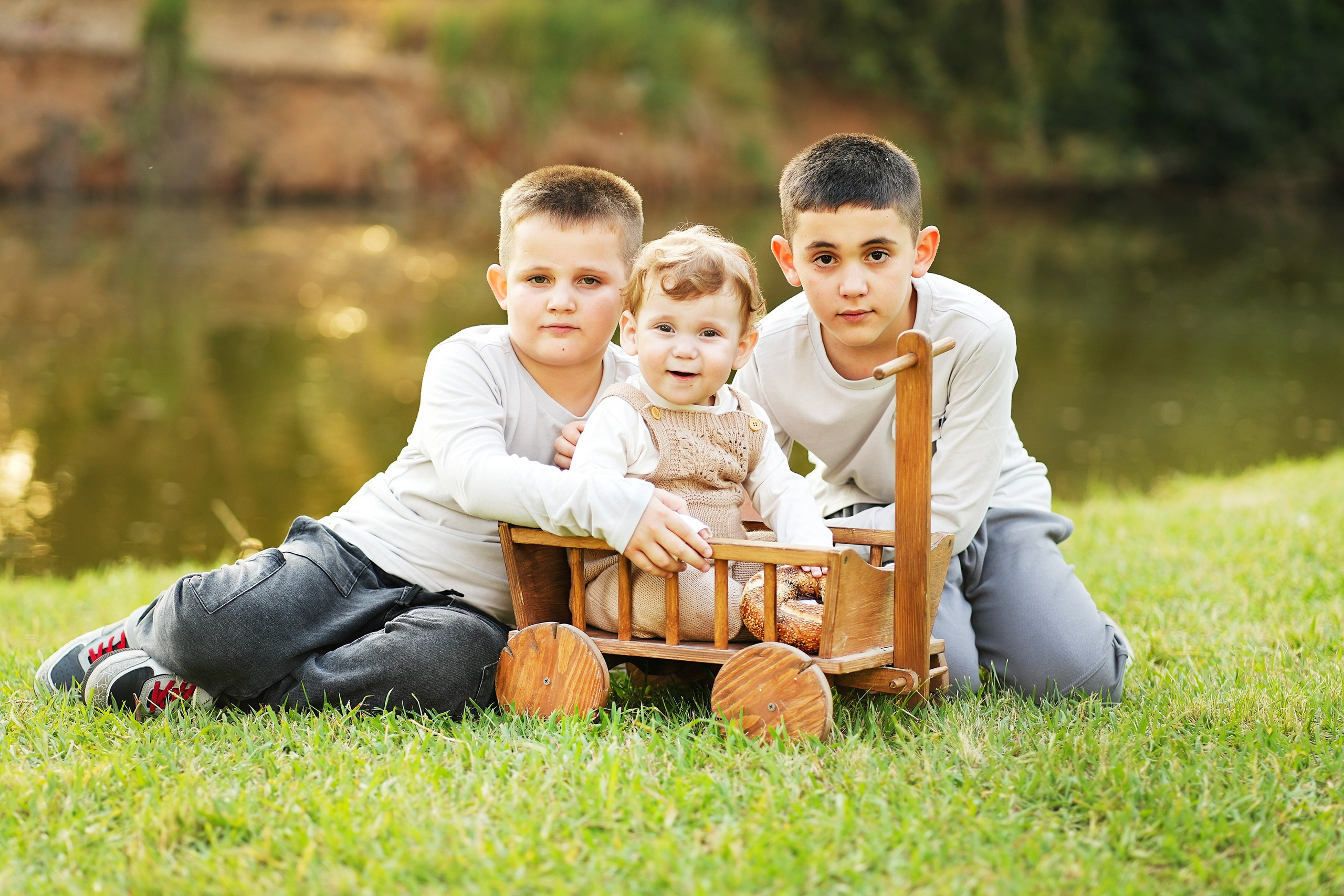 צילומי גיל שנה. צלמת ילדים, הריון ומשפחה בישראל
